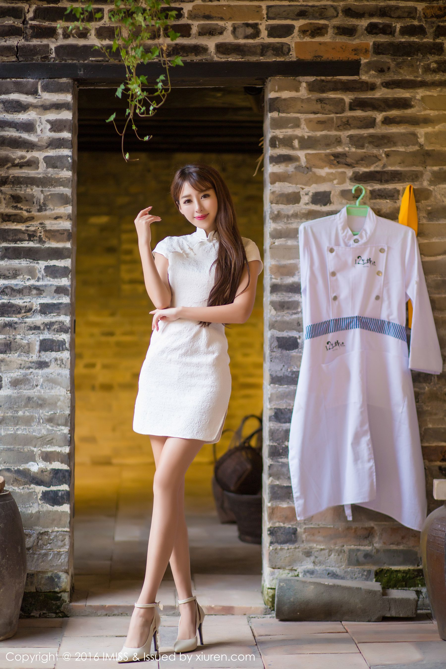 Wang Manni, Tan Xiaoya's Classical Cheongsam Series Ai Mishe Imiss Vol.070