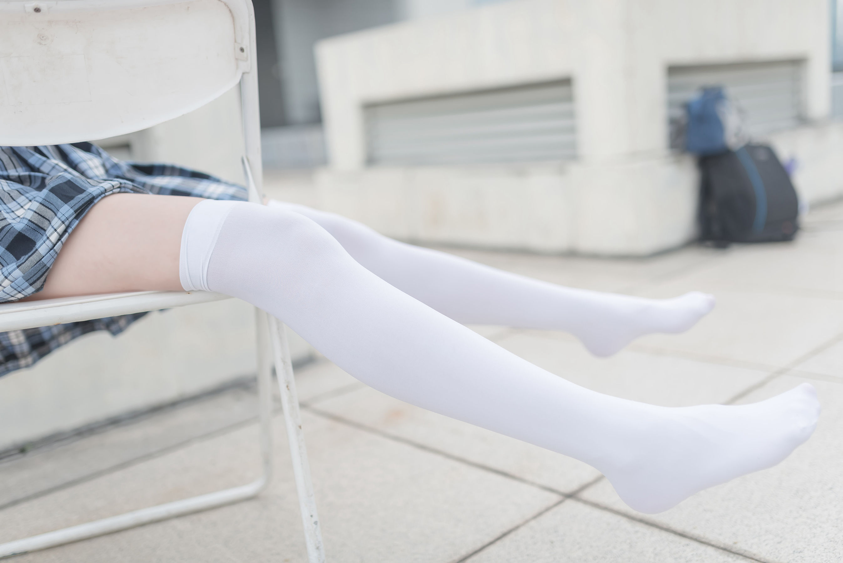 Field of the Wind No.143 White Simi Legs Please Jun Xiaona