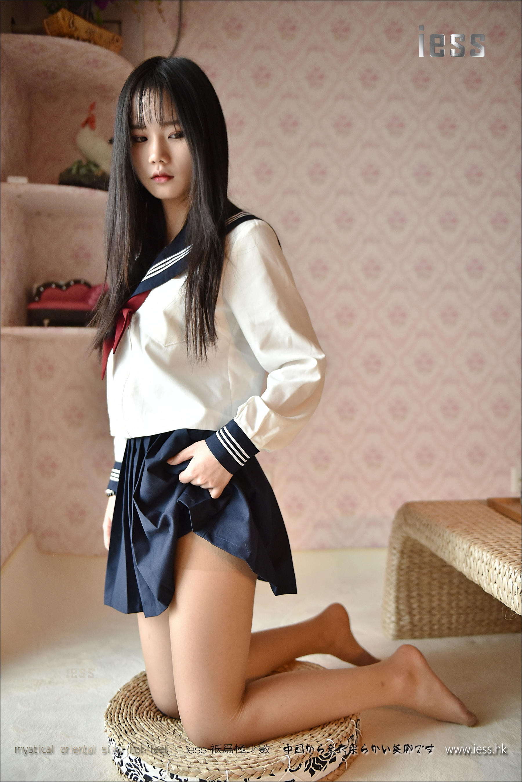 Silk Foot Bento 082 Kiki Part 2-1 of the Uniform Series-1 IESS Thoughts