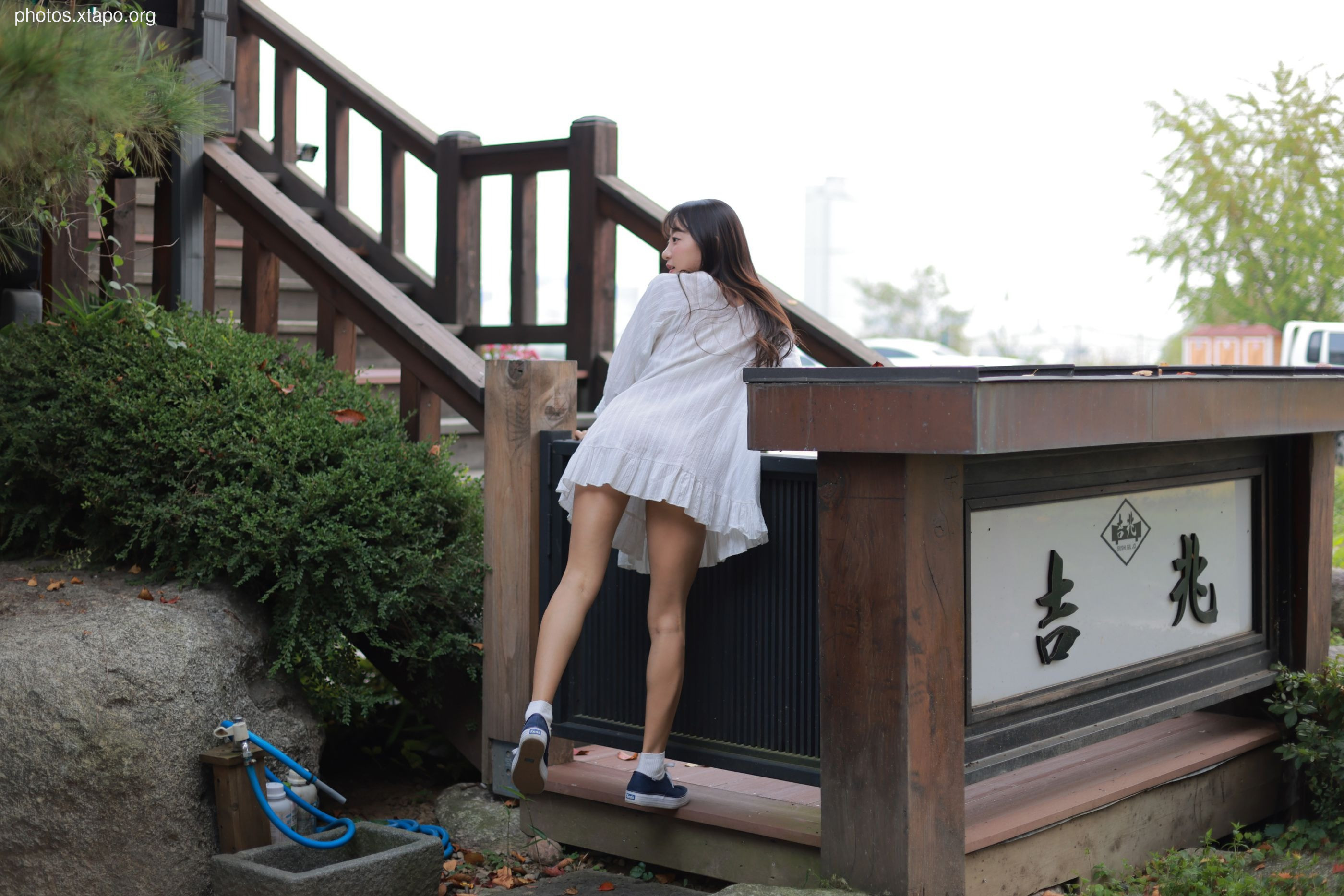 Eunji Pyo - NO.06 Eunji’s Digital Photobook 2022-2 FALL 160P1V-1.05GB