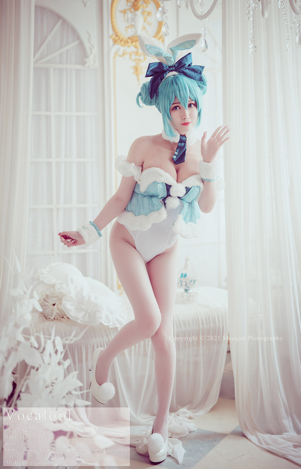 [Miyana Kuwa] Aqua Minato, swimming suit ver. (Aqua Minato)