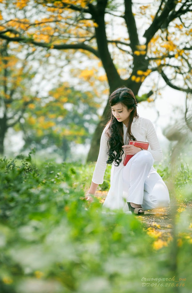 The road, between the pain The pain is just enough to miss each other, smile | Like ca