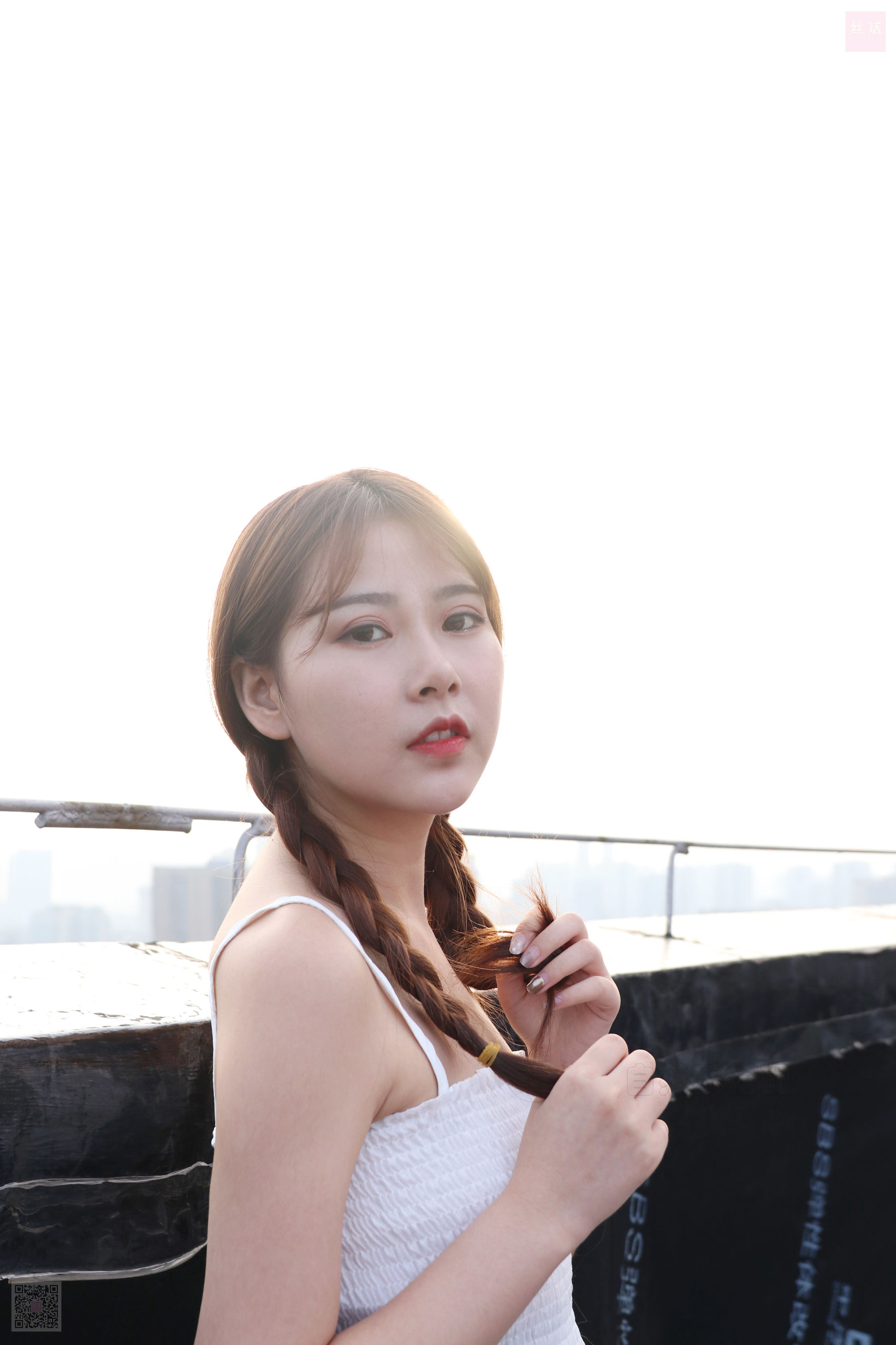 Sihua SH021 girl who dances in the rooftop of Su Yu