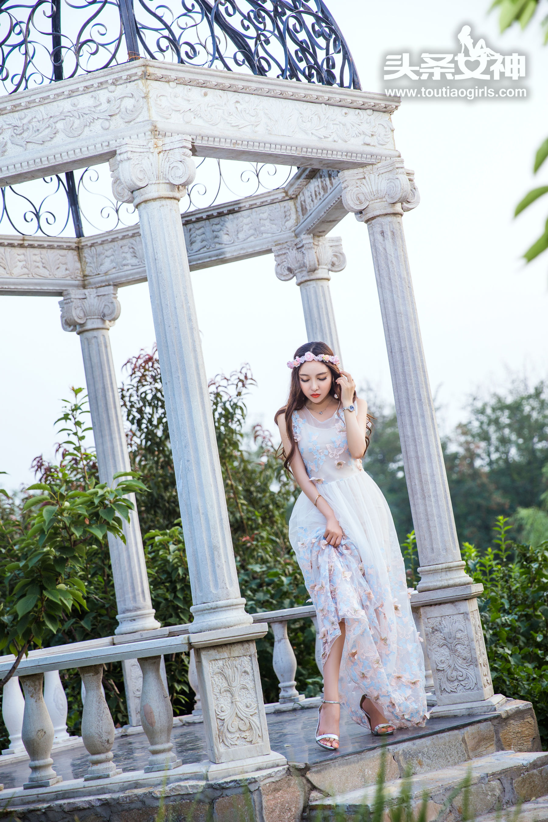 Li Zixi Flower Fairy Headline Goddess