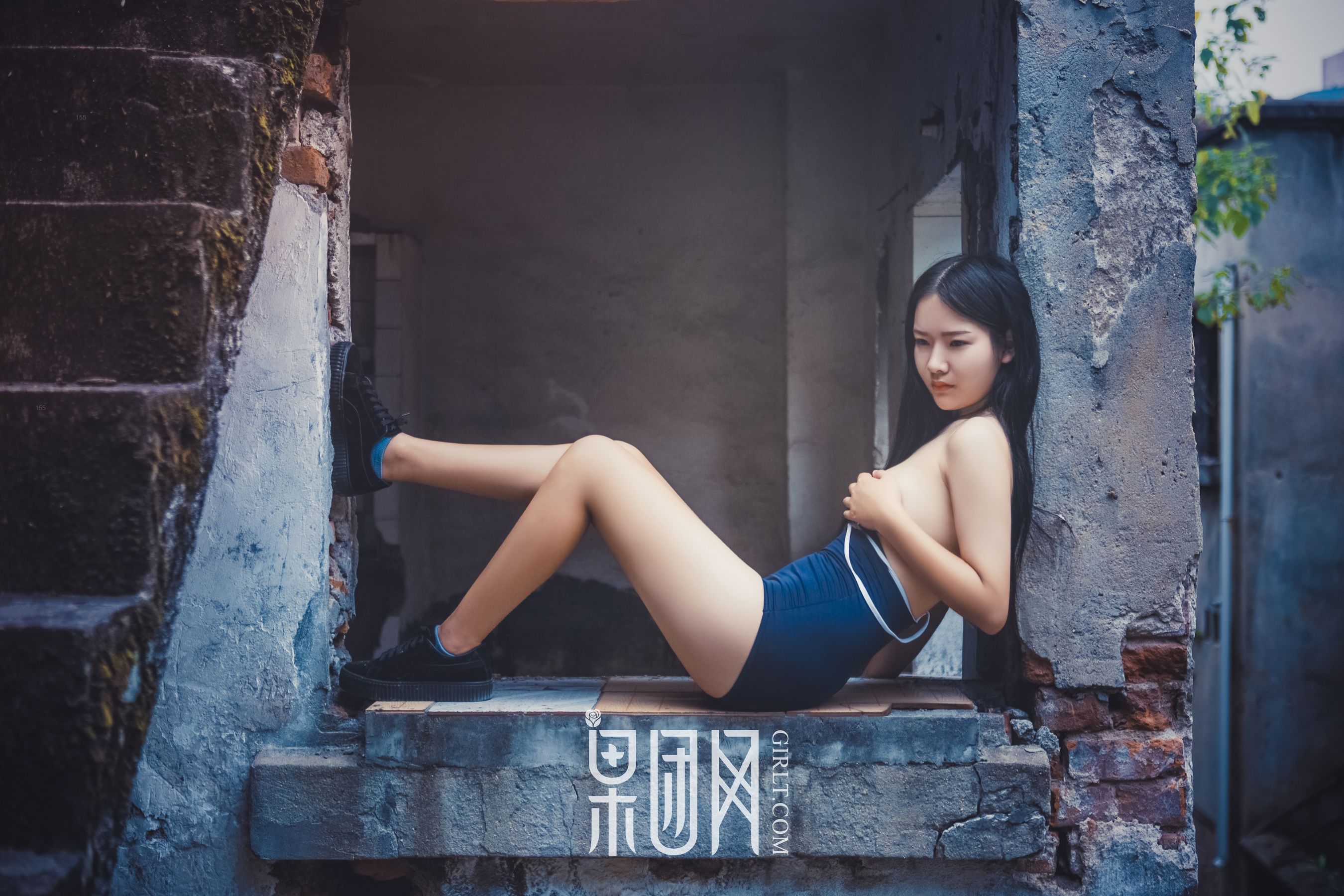 In the old house of silence, a fragrant drama is being staged Fruit Group Girlt No.089