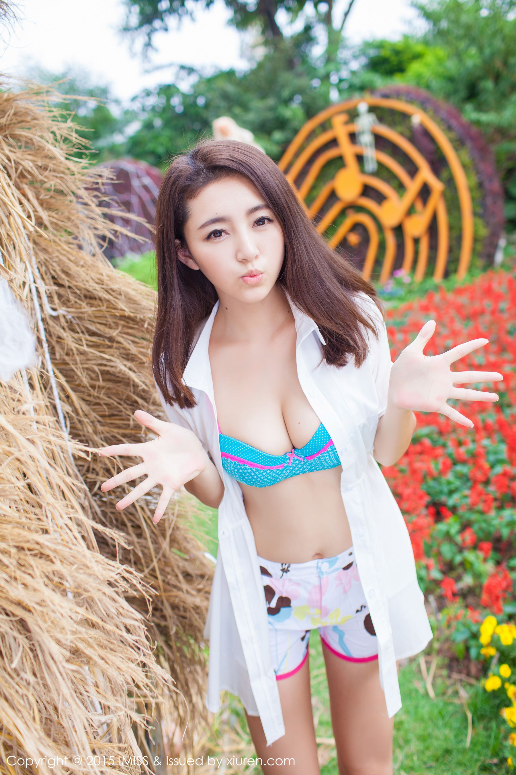 Xia Mo GIGI Little Fresh Street Shooting Aimi Club IMISS VOL.053