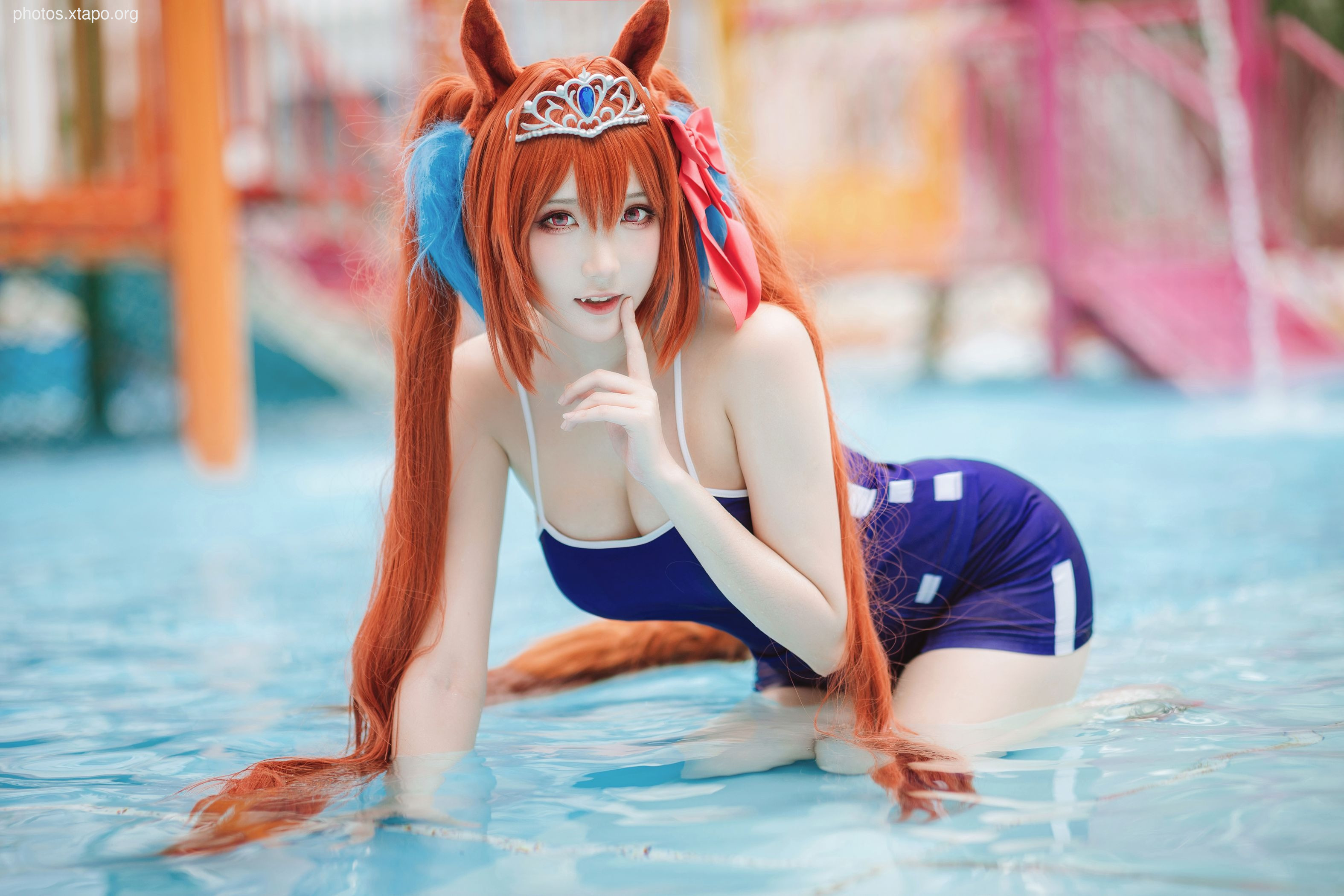 Guaxi sauce horse racing girls and Chiji Electronics