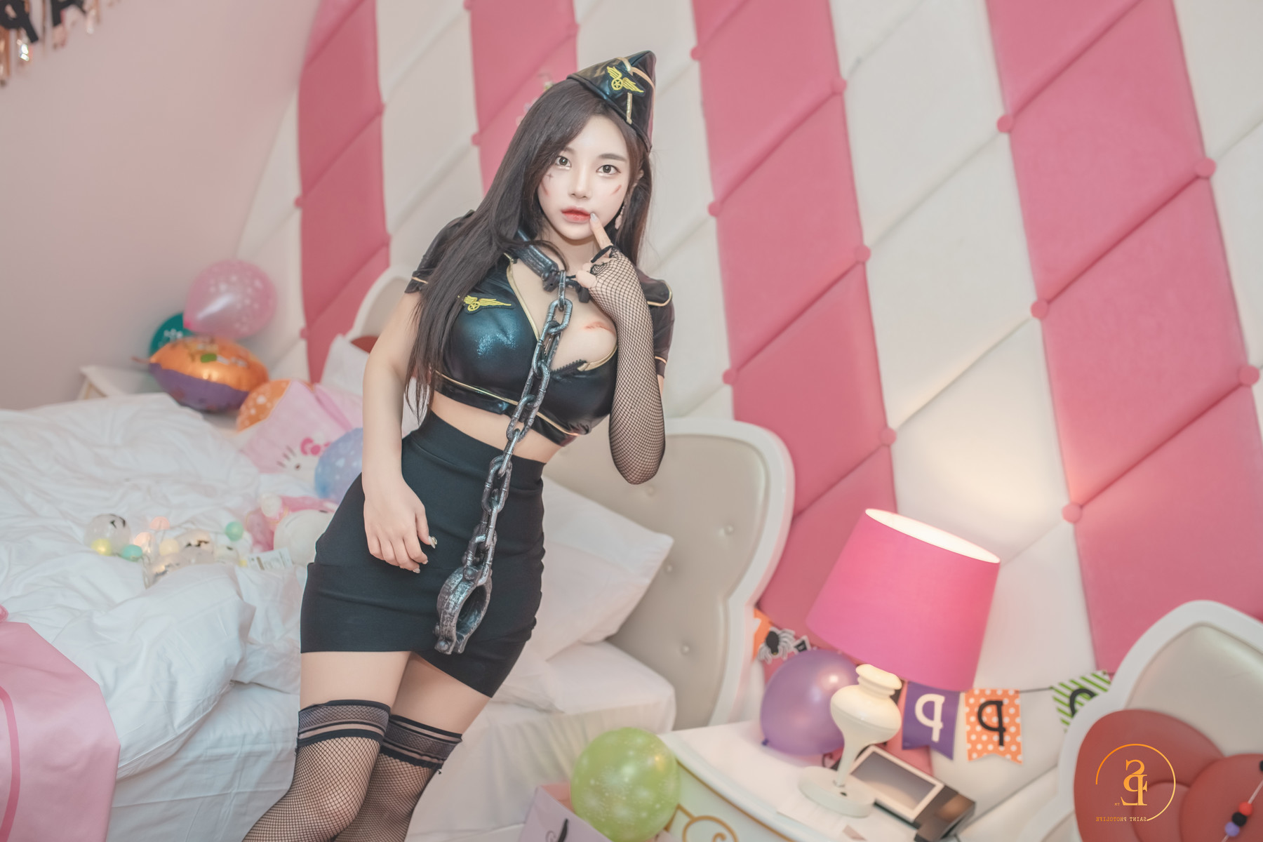 Zzyuri 쮸리, [SAINT Photolife] Pink Halloween