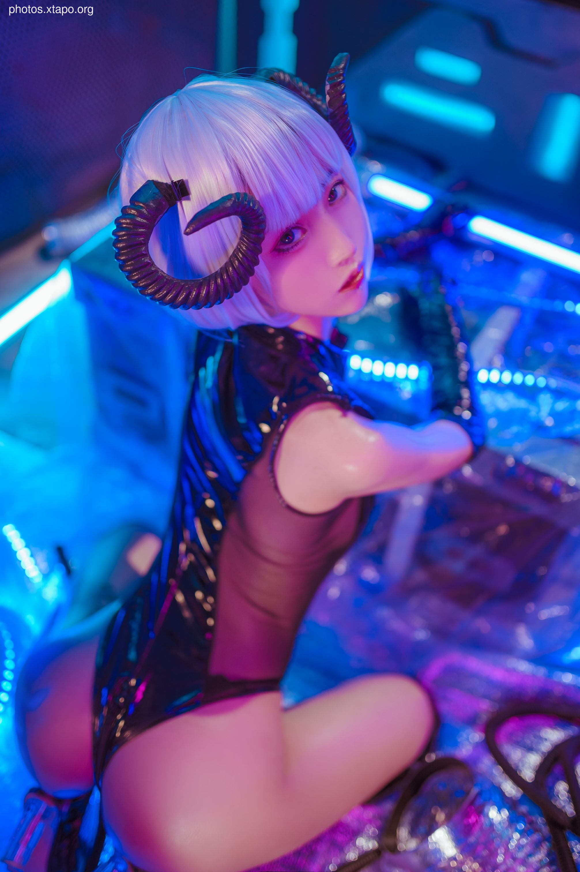 Sister shaking green demon rubber jacket