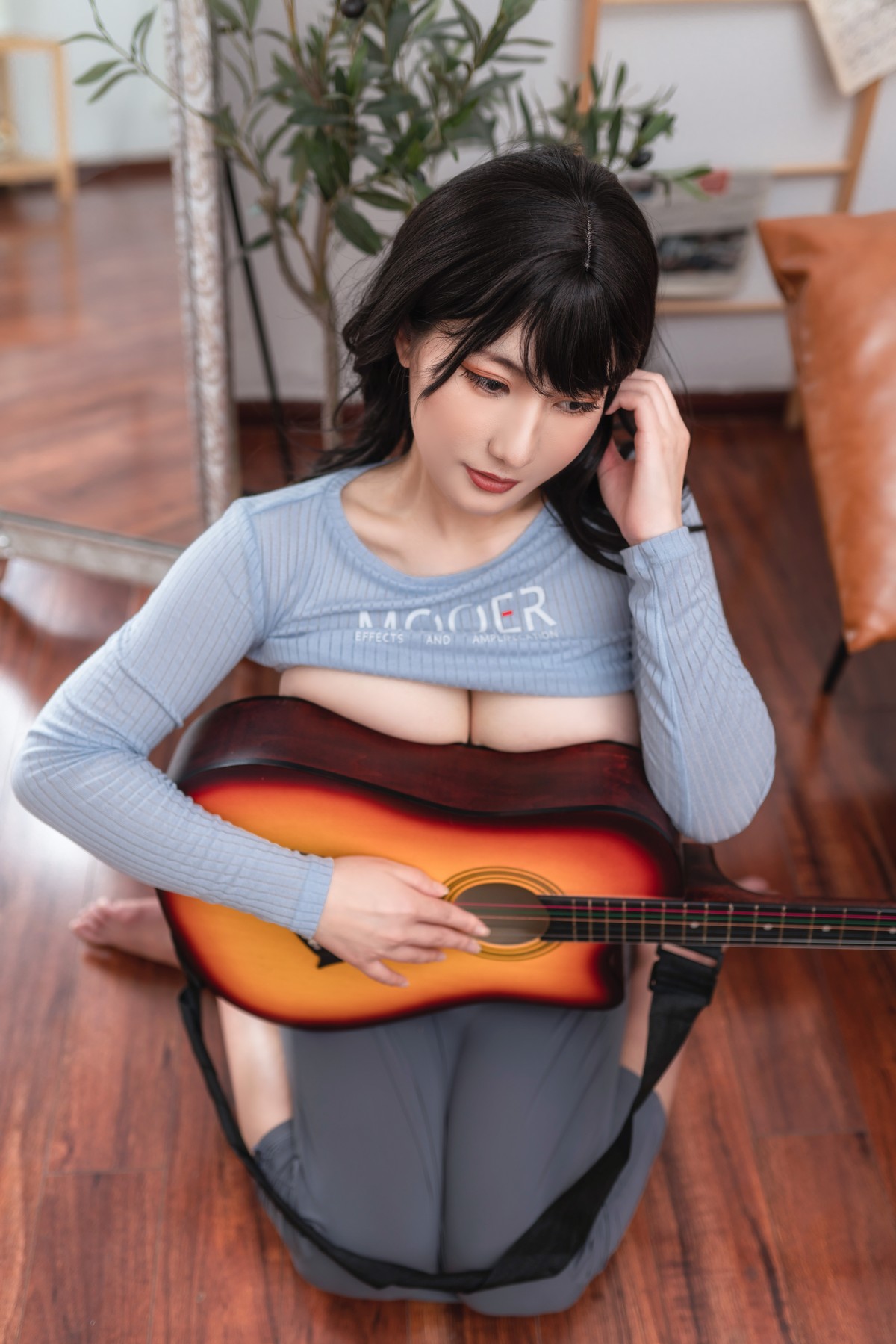 Internet beauty star Lan is Lanlan called Lanmei, guitar sister -themed sexy clothing sexy clothing exposure milk, hips, causing temptation photo 41p