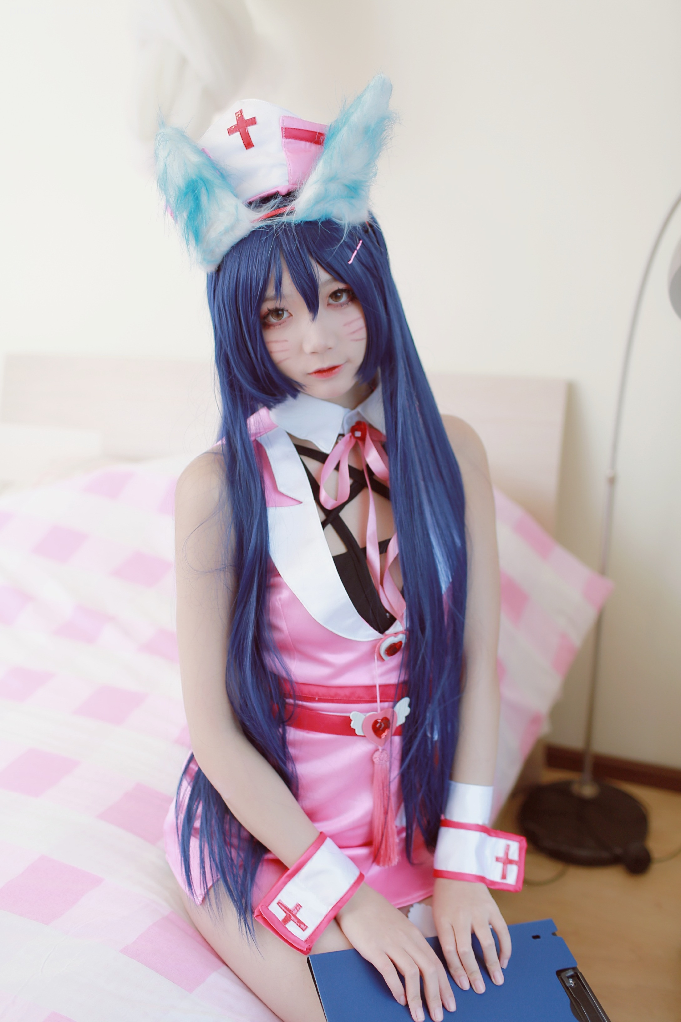 Five more than a hundred ghost Aju Nurse Series 37P-174MB