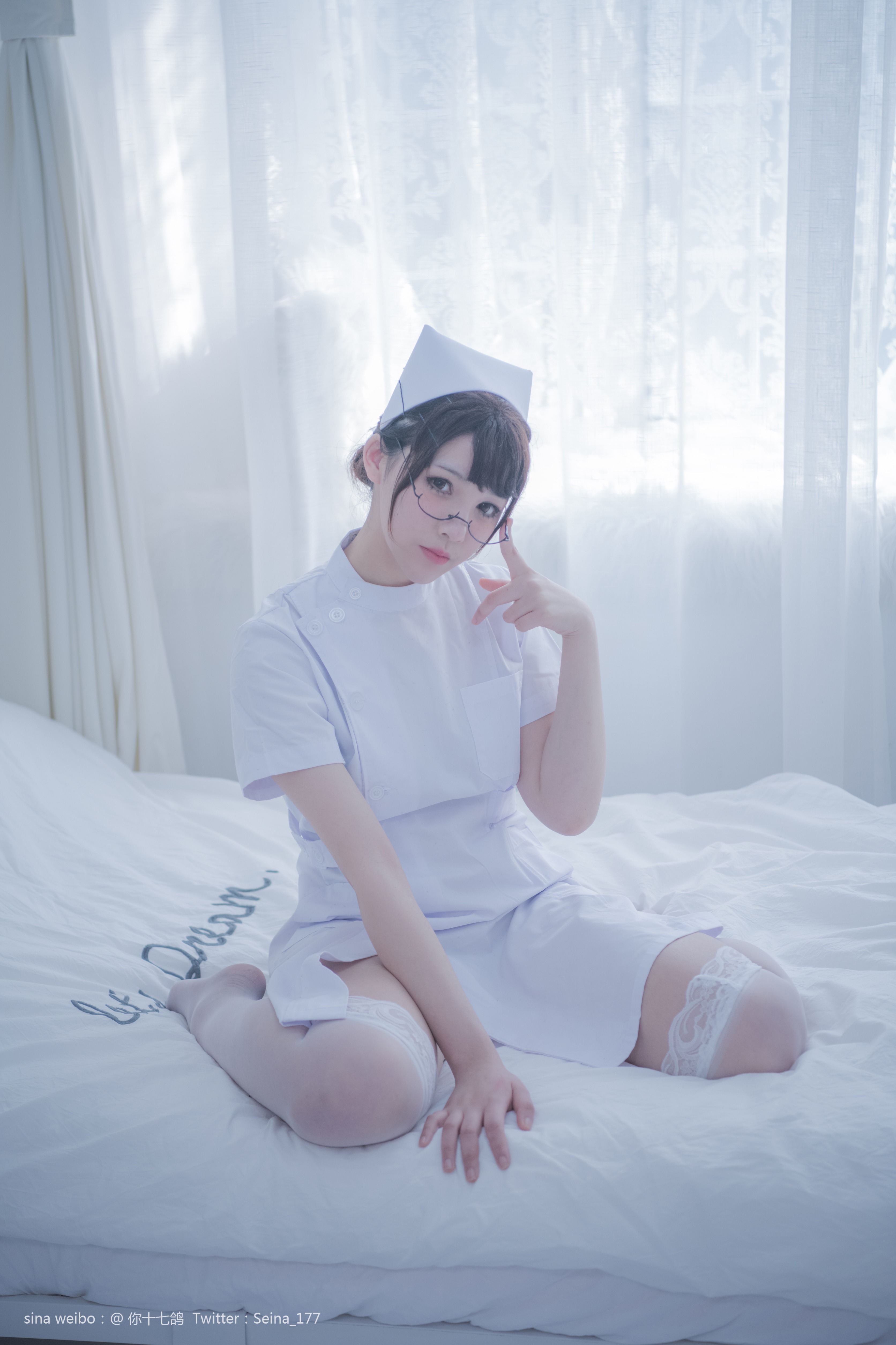 You seventeen pigeons white nurse 110p1v-535MB