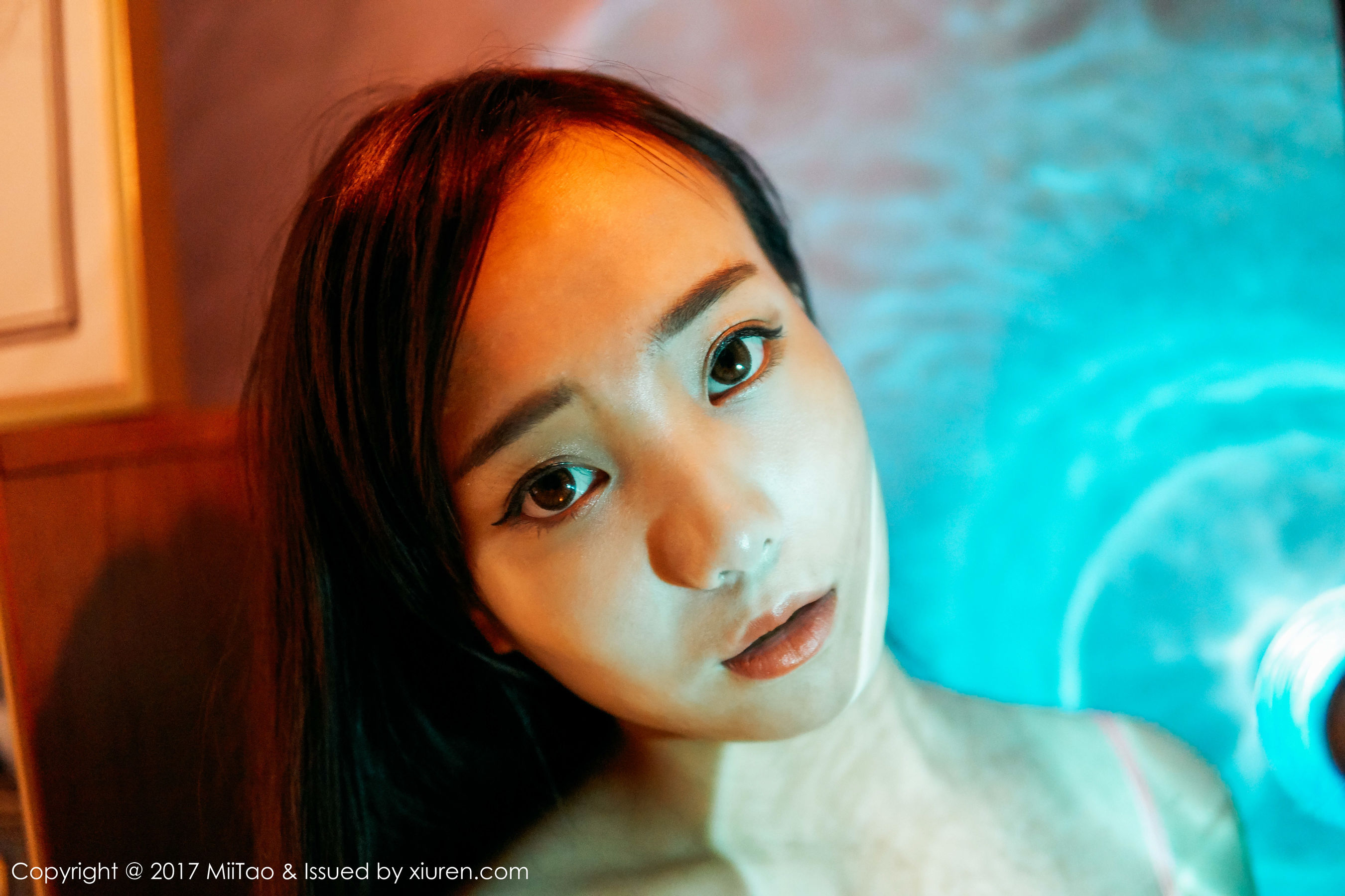 Ruixin Human Photography Under the Light Miitao Vol.086