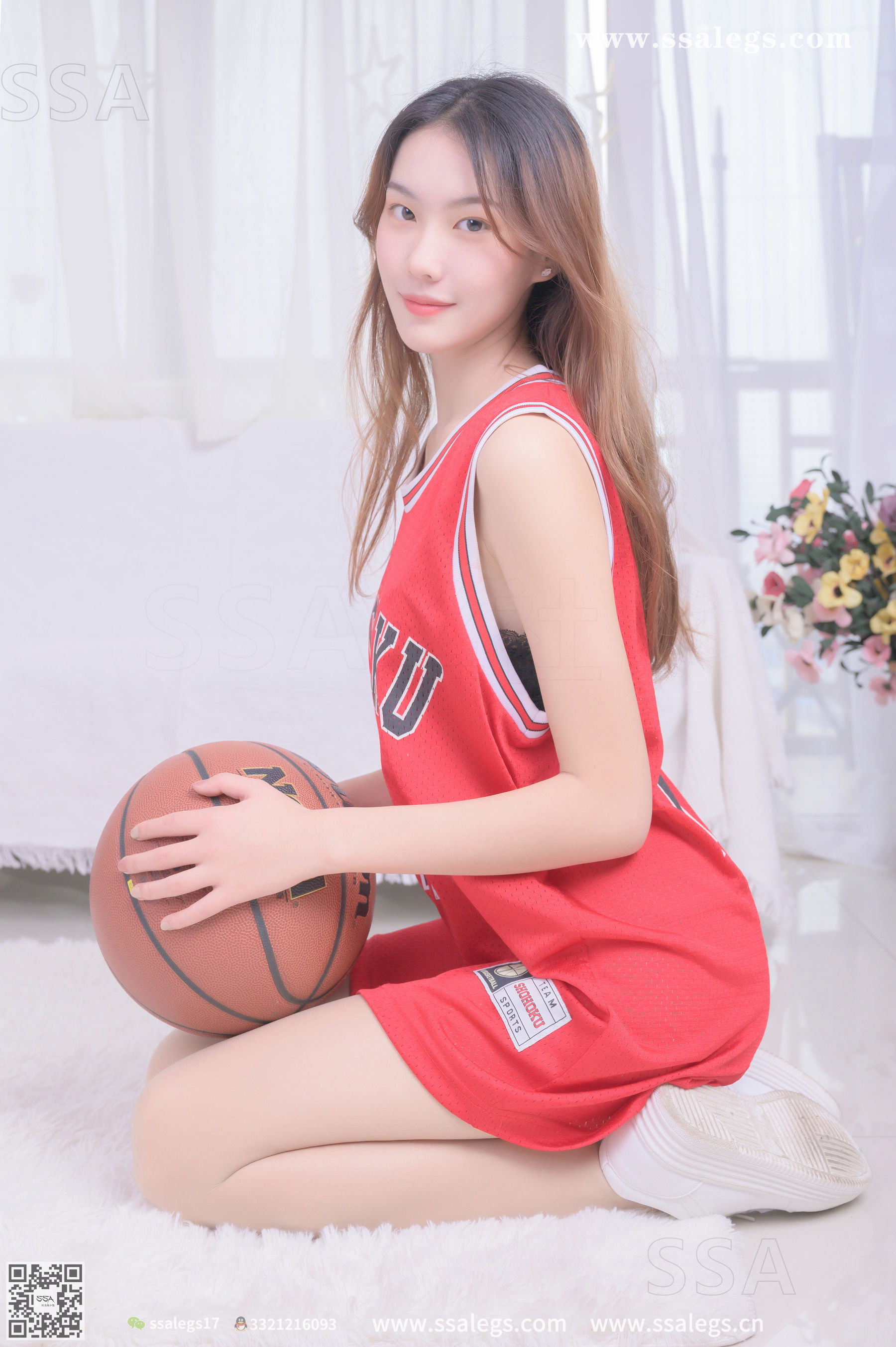 SSA Silk Club Super Clear photo NO.324 Ms. Susu Sister Su Su with a holiday at home to play basketball (top)