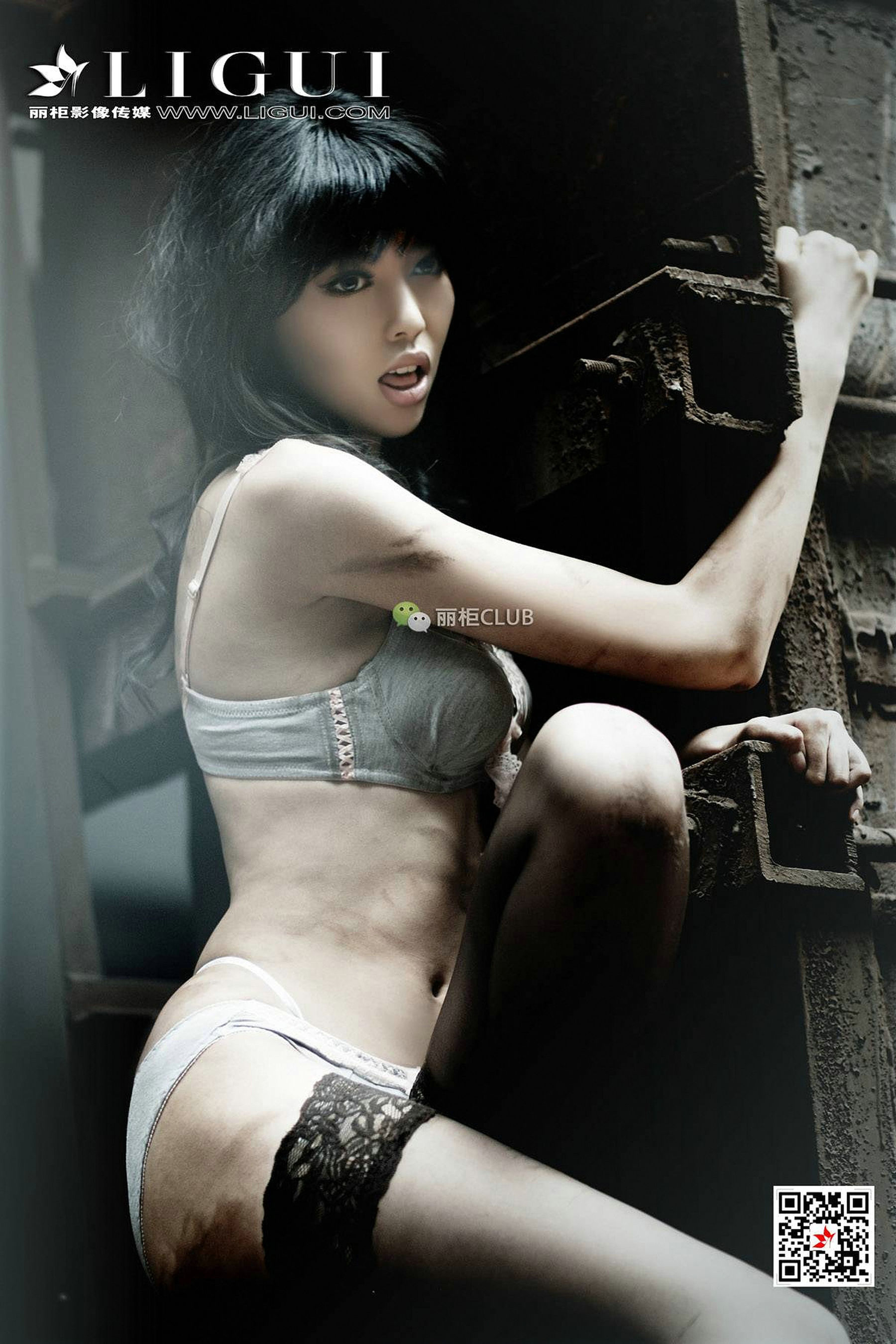 Leg Model Meng Lu Black Silk Portrait Photography LIGUI