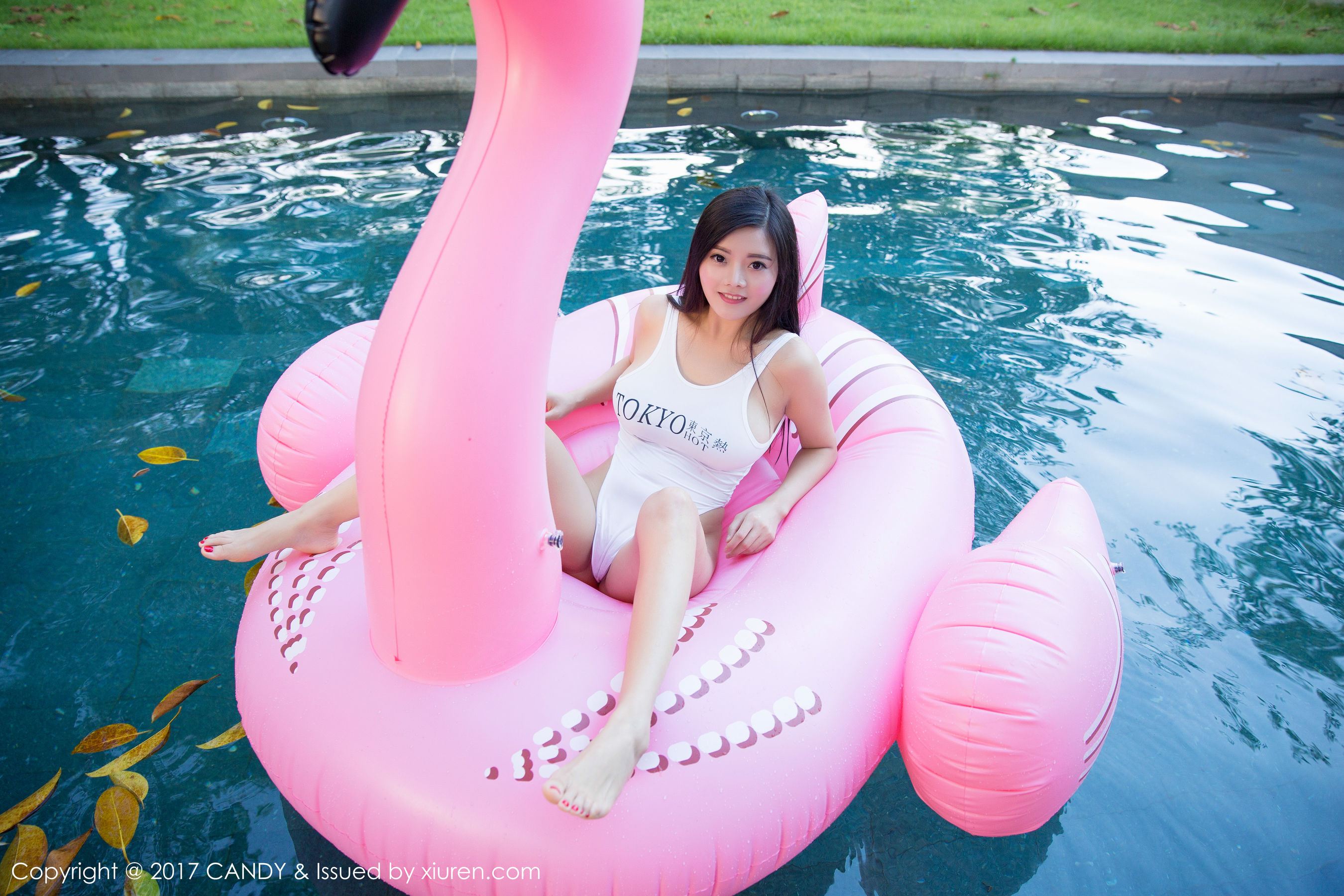 Lin Meihuizi Mieko Swiming Pool Wet Play Water Candy Vol.028
