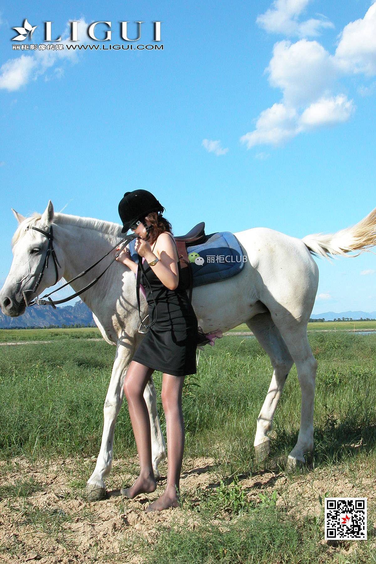 Leg Model Silk Gao White Horse Girl Mith Ligui Beautiful leg silk foot