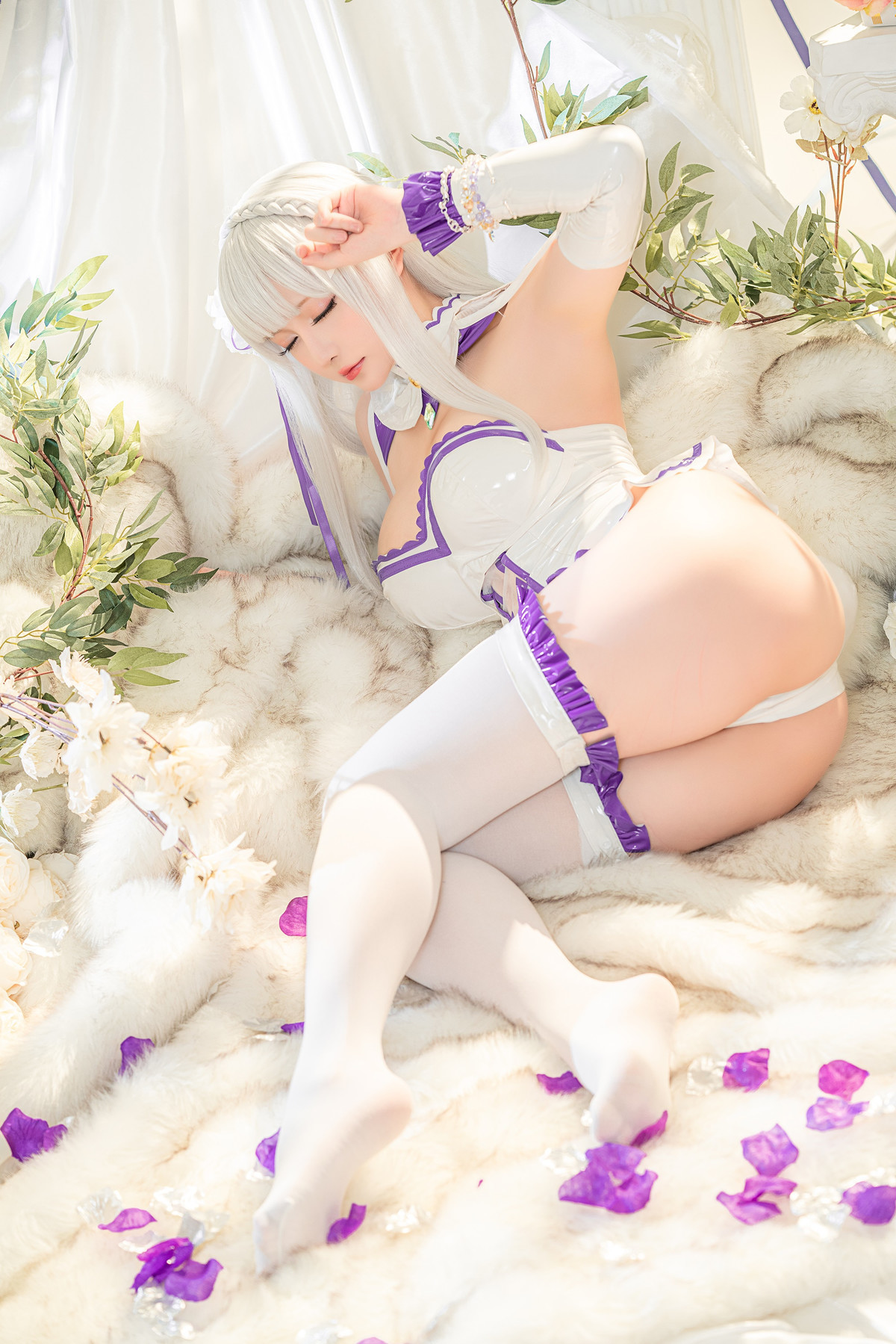 Hoshilily Miss Star Chichi Cosplay Emilia