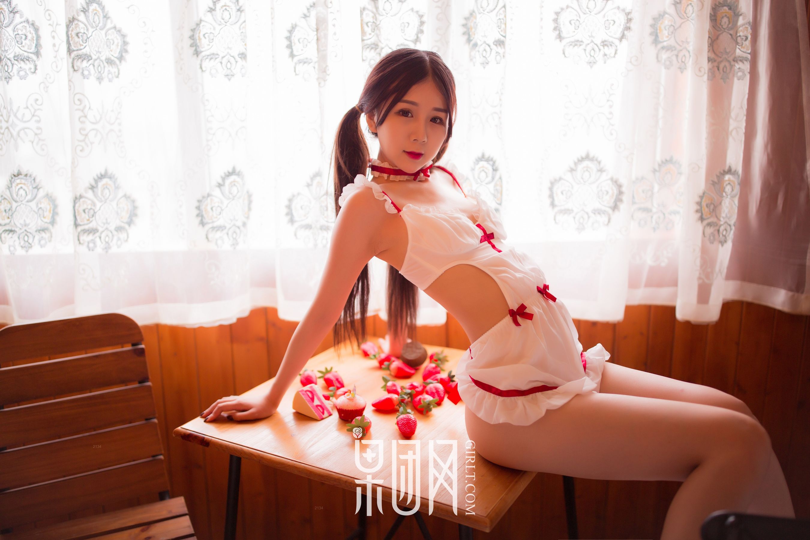 Strawberry Girl Fruit Group Girlt-Xiongchuan Ji Xin No.024