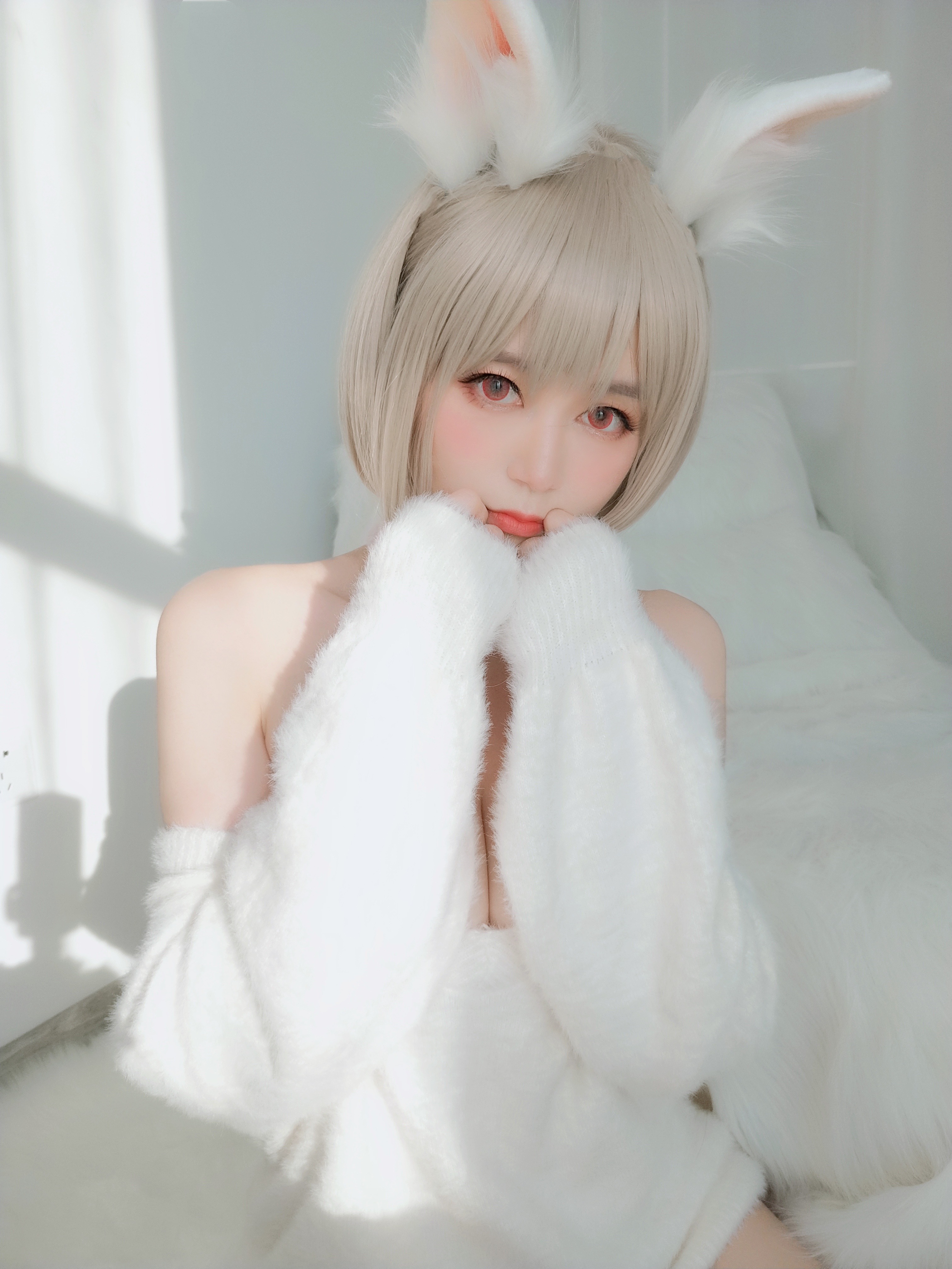 Silver 81 - Little White Rabbit 105P