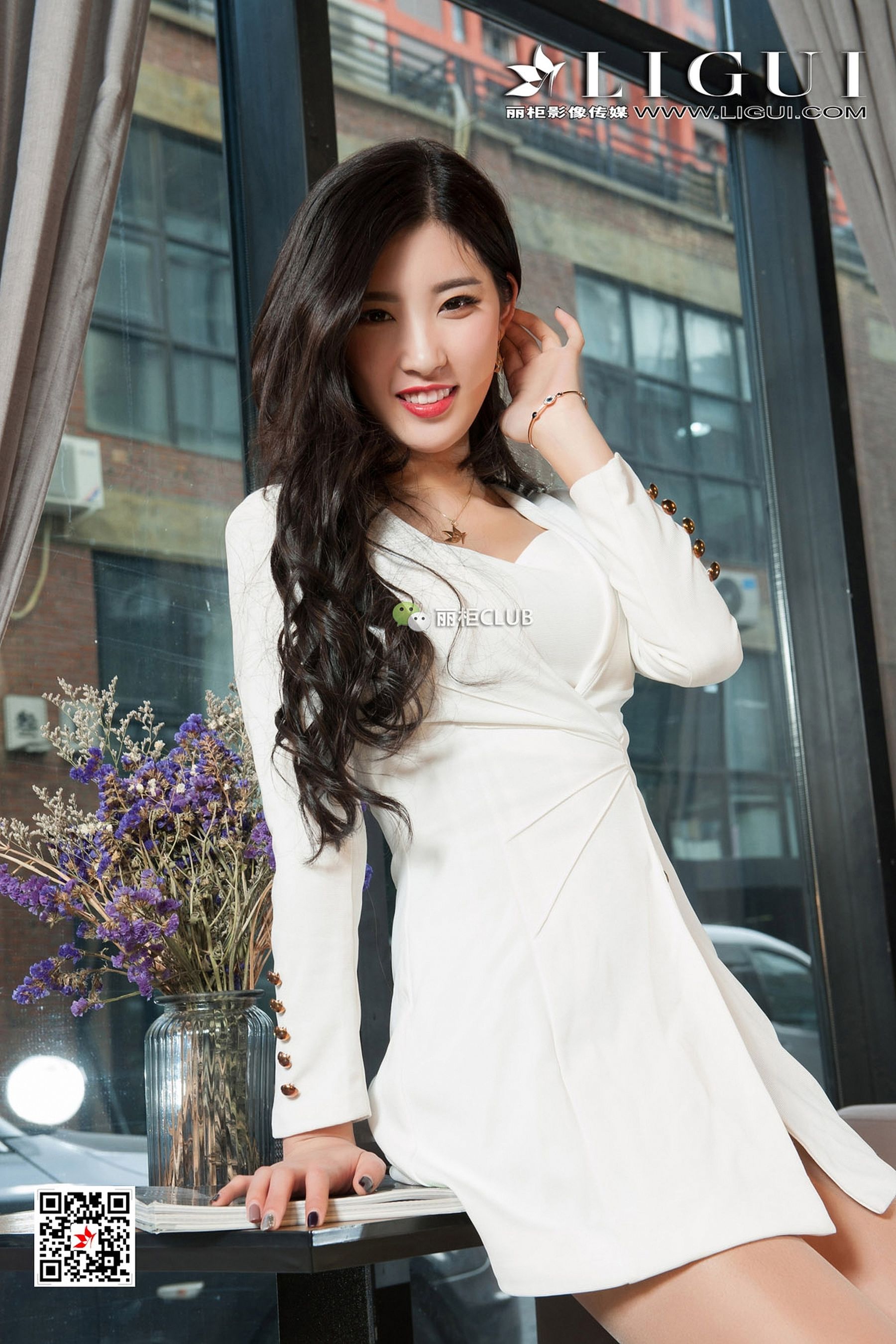 MODE Leg Model Xiaoxiao White -collar Meat Beautiful Legs Ligui
