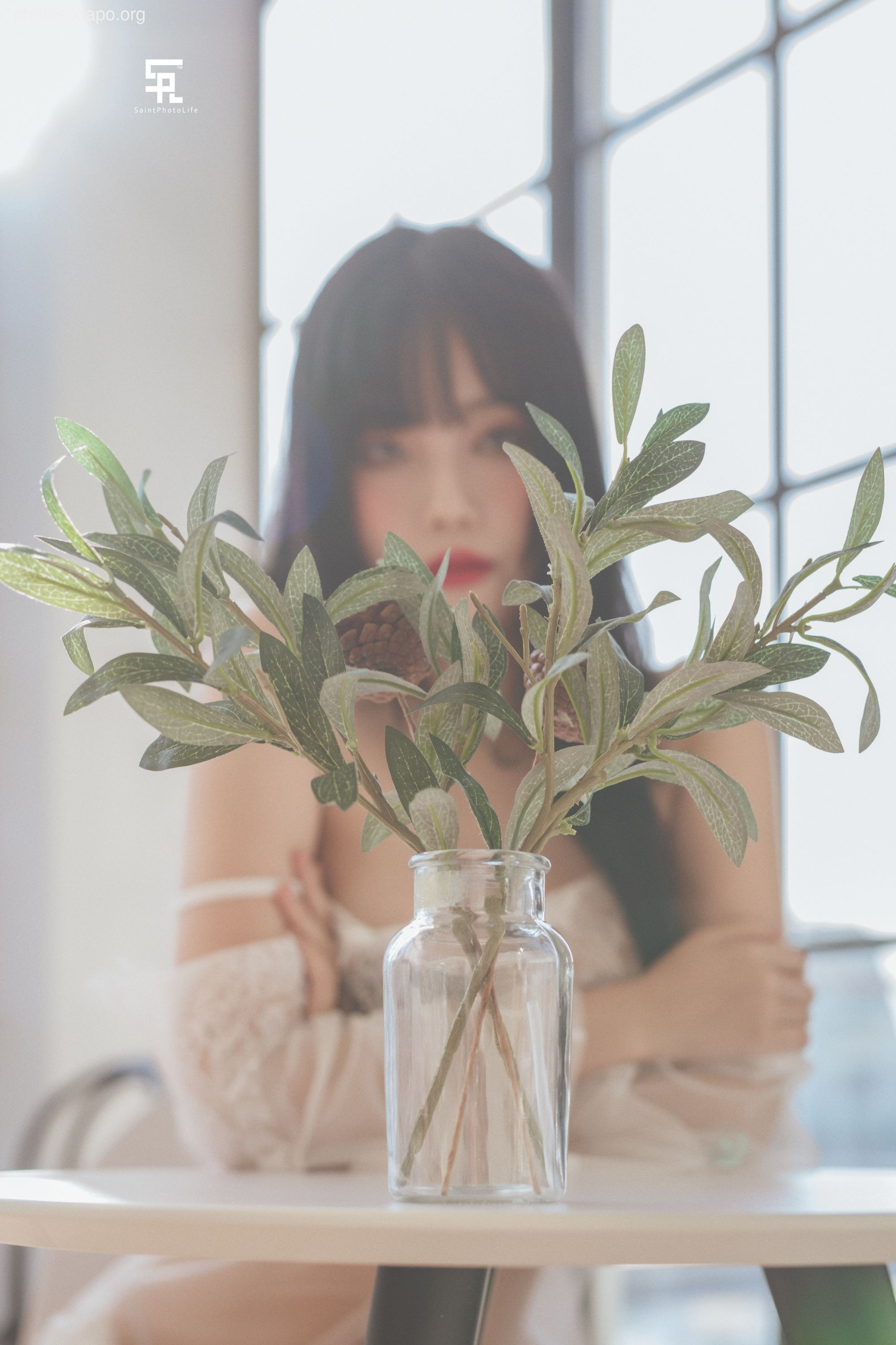 Yuna (윤아) - NO.008 SAINT Photolife BLOOM Vol.01 52P-315MB