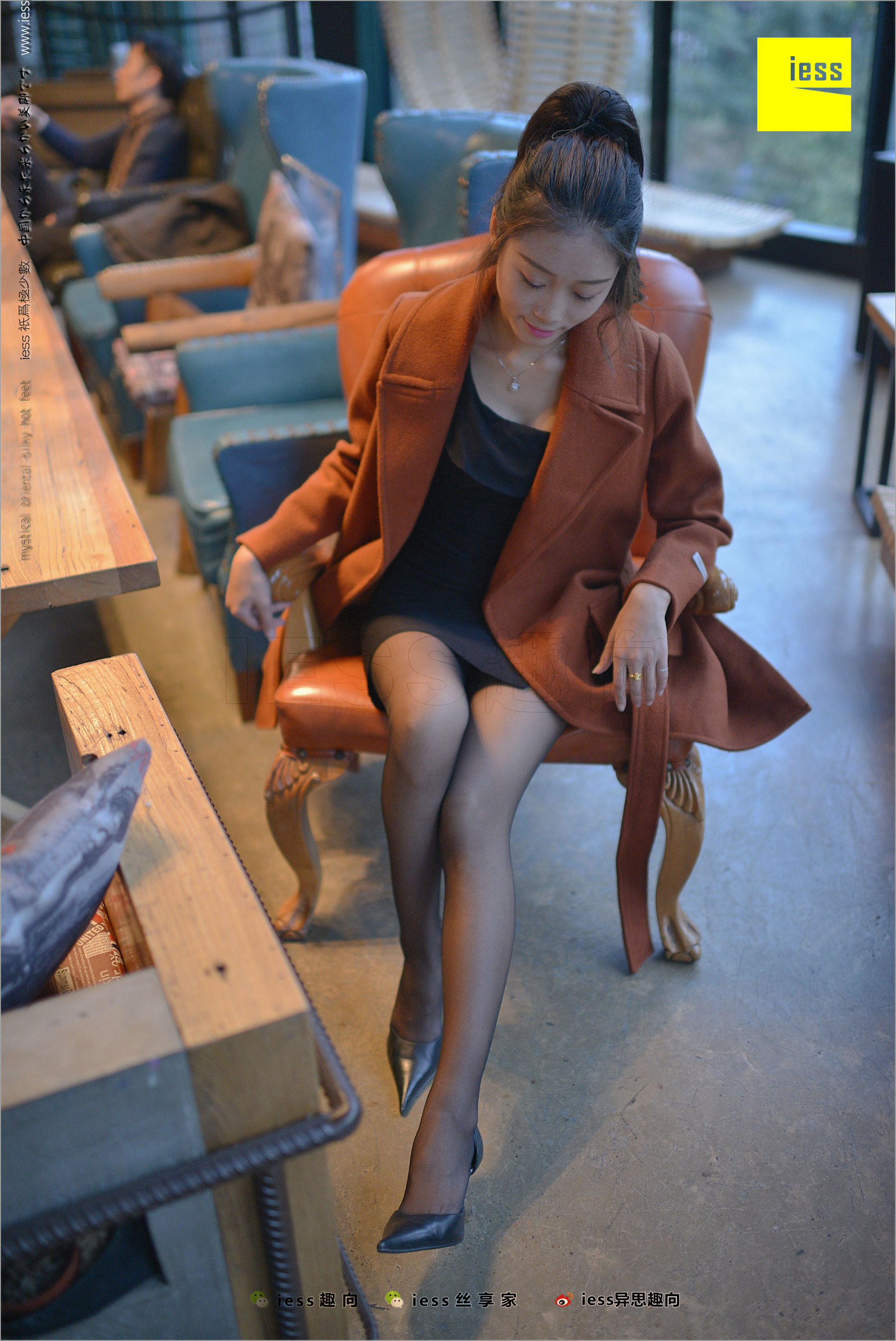 Little Black Girl Black Silk Beautiful Legs Different Thinking to IESS Silk Foot Bento 209