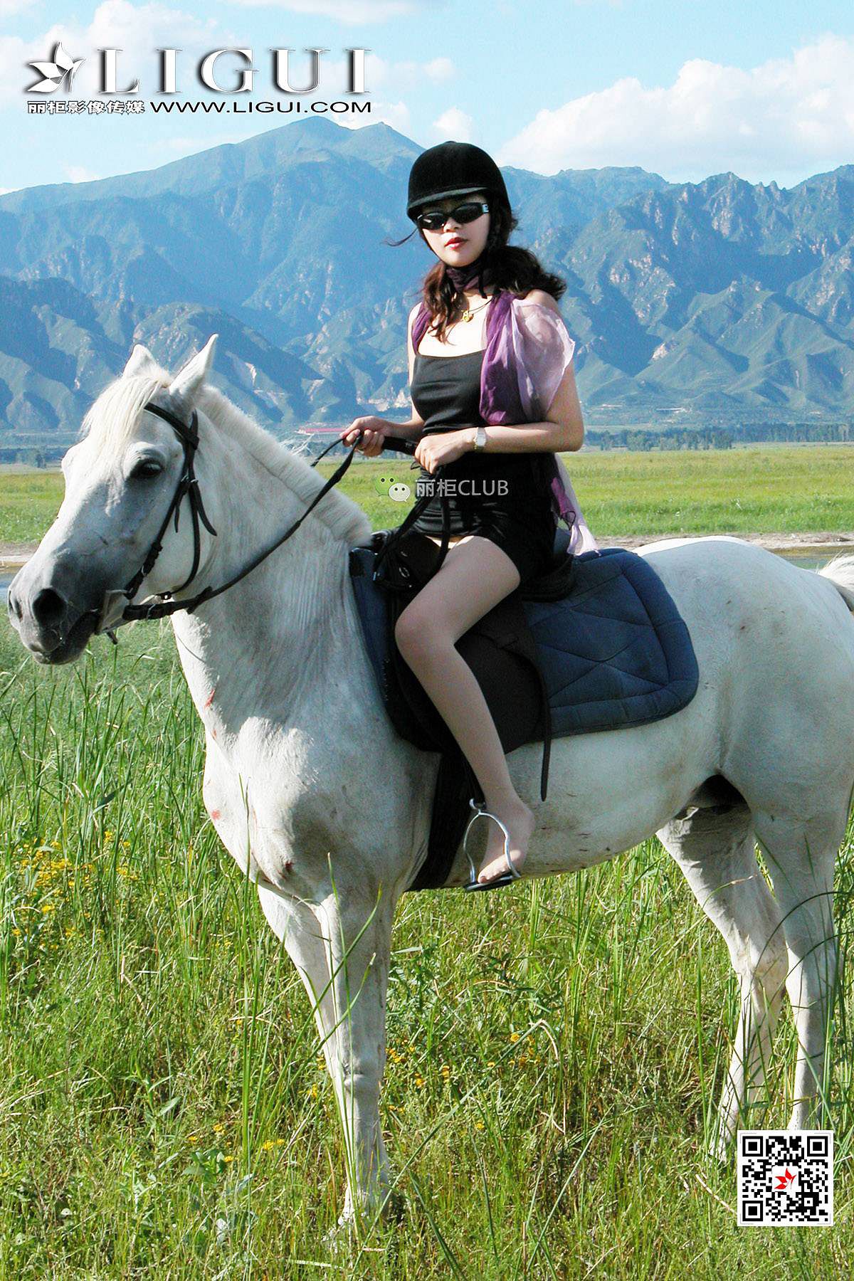 Leg Model Silk Gao White Horse Girl Mith Ligui Beautiful leg silk foot