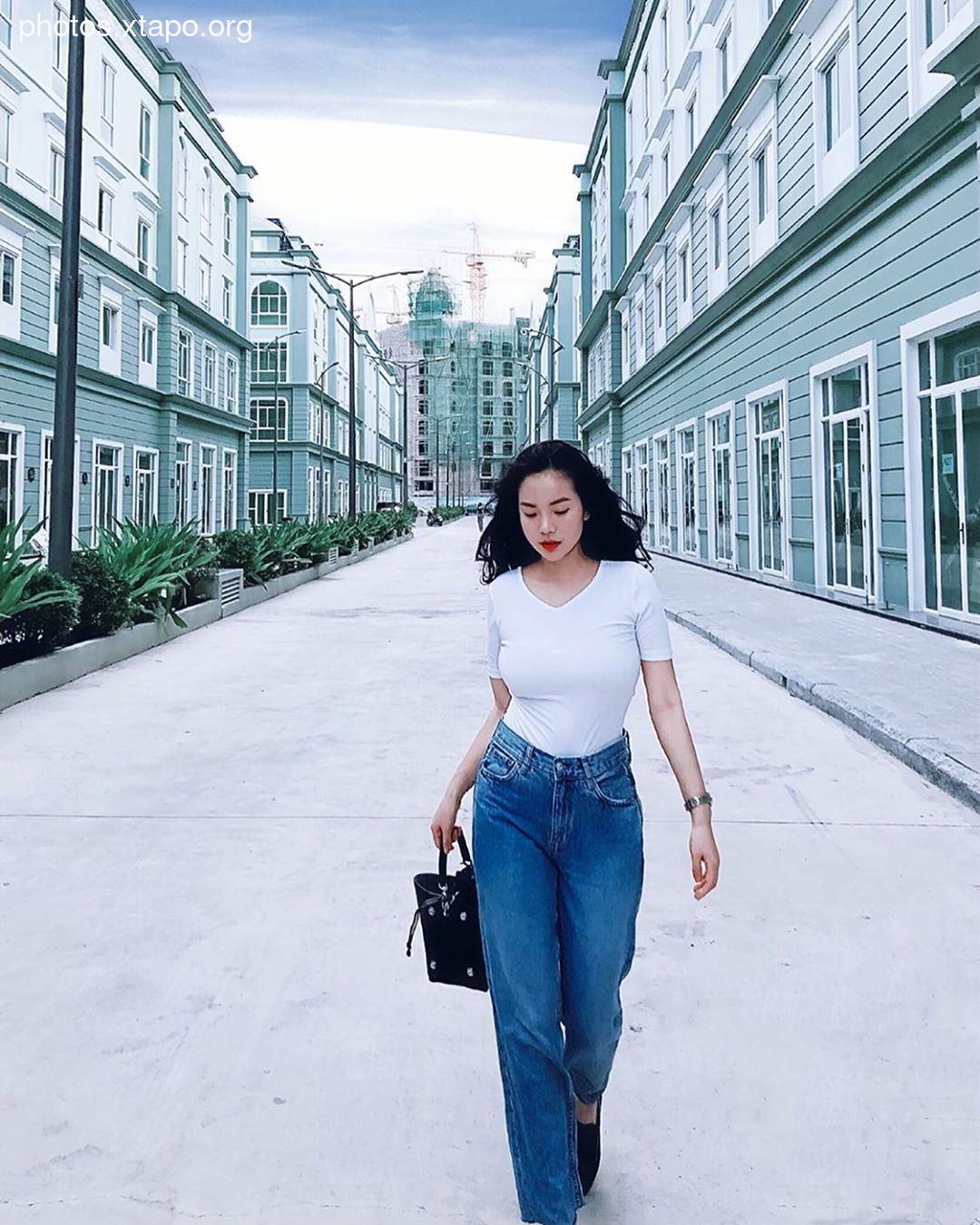 Vietnamese Young Sister Nhung Pham Big Boobs Photos