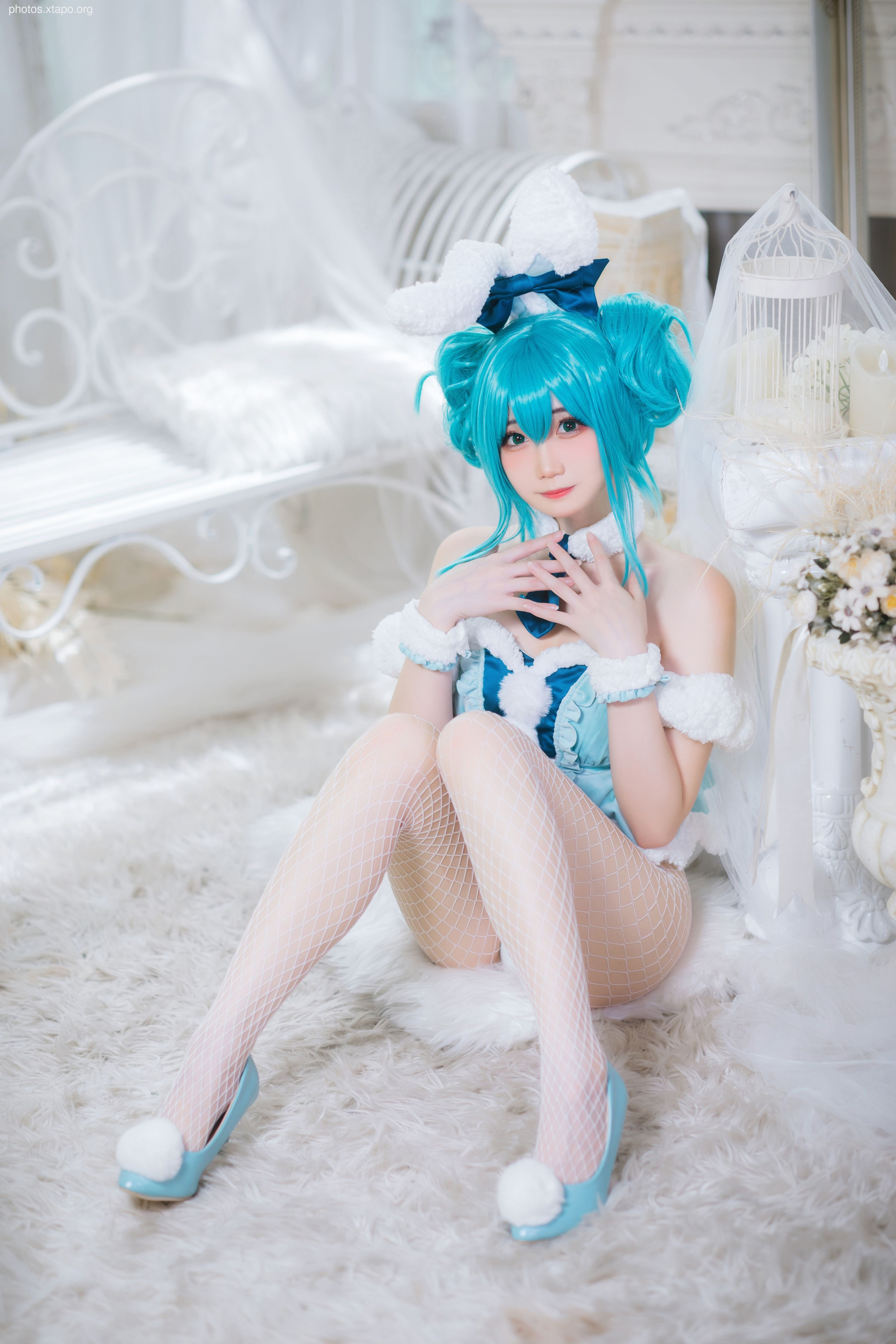 Supper carbon Hatsune Rabbit Girl 20P-239MB