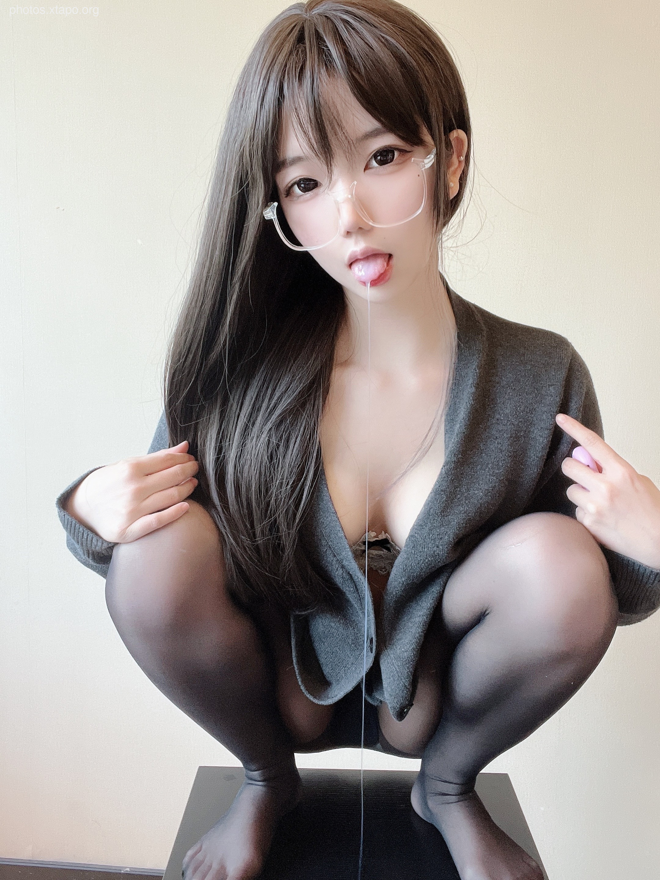 rainy black silk white lace 51p