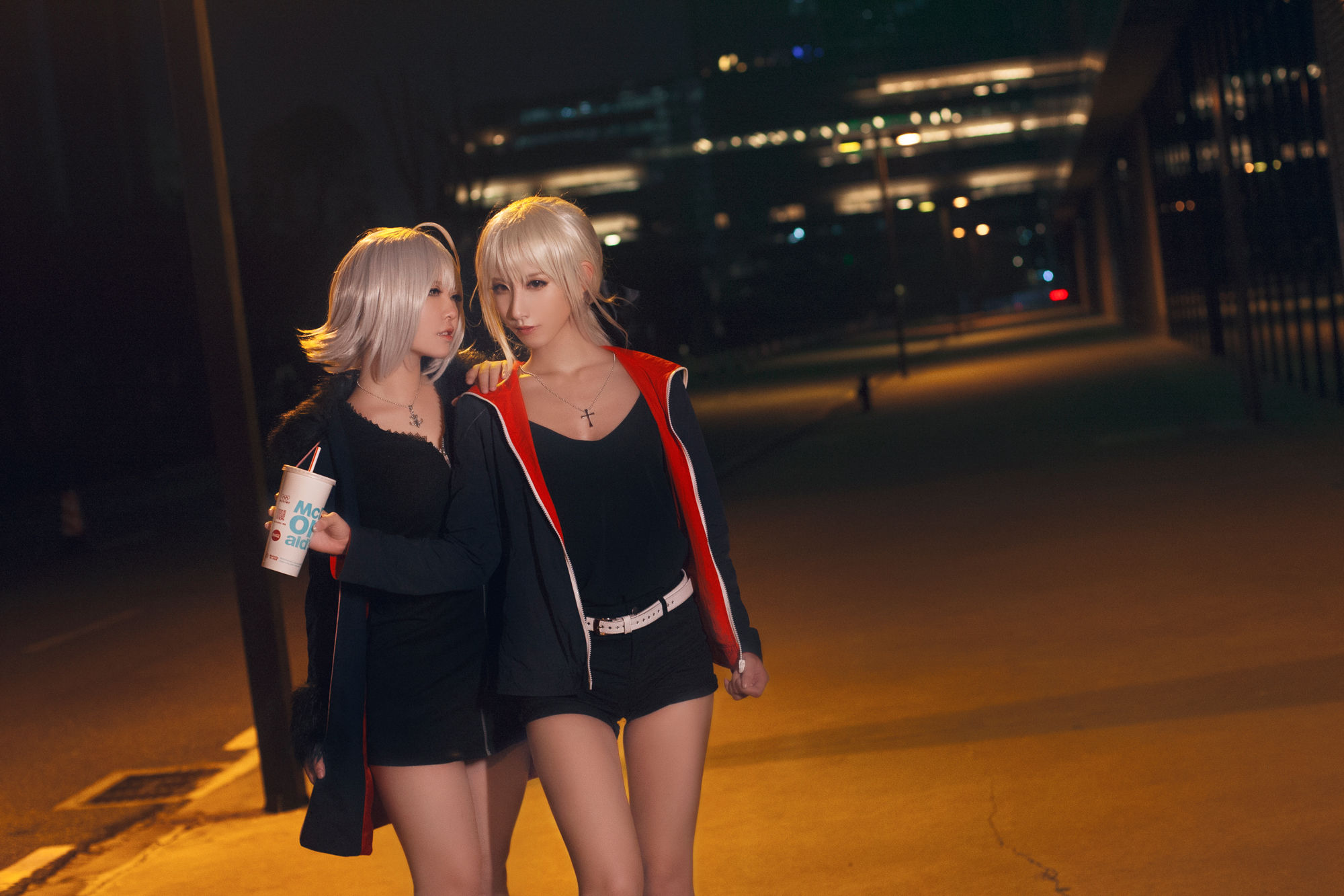 Net Red Coser Photo Half half & amp; Sophie Sophia -Black Zhen 2