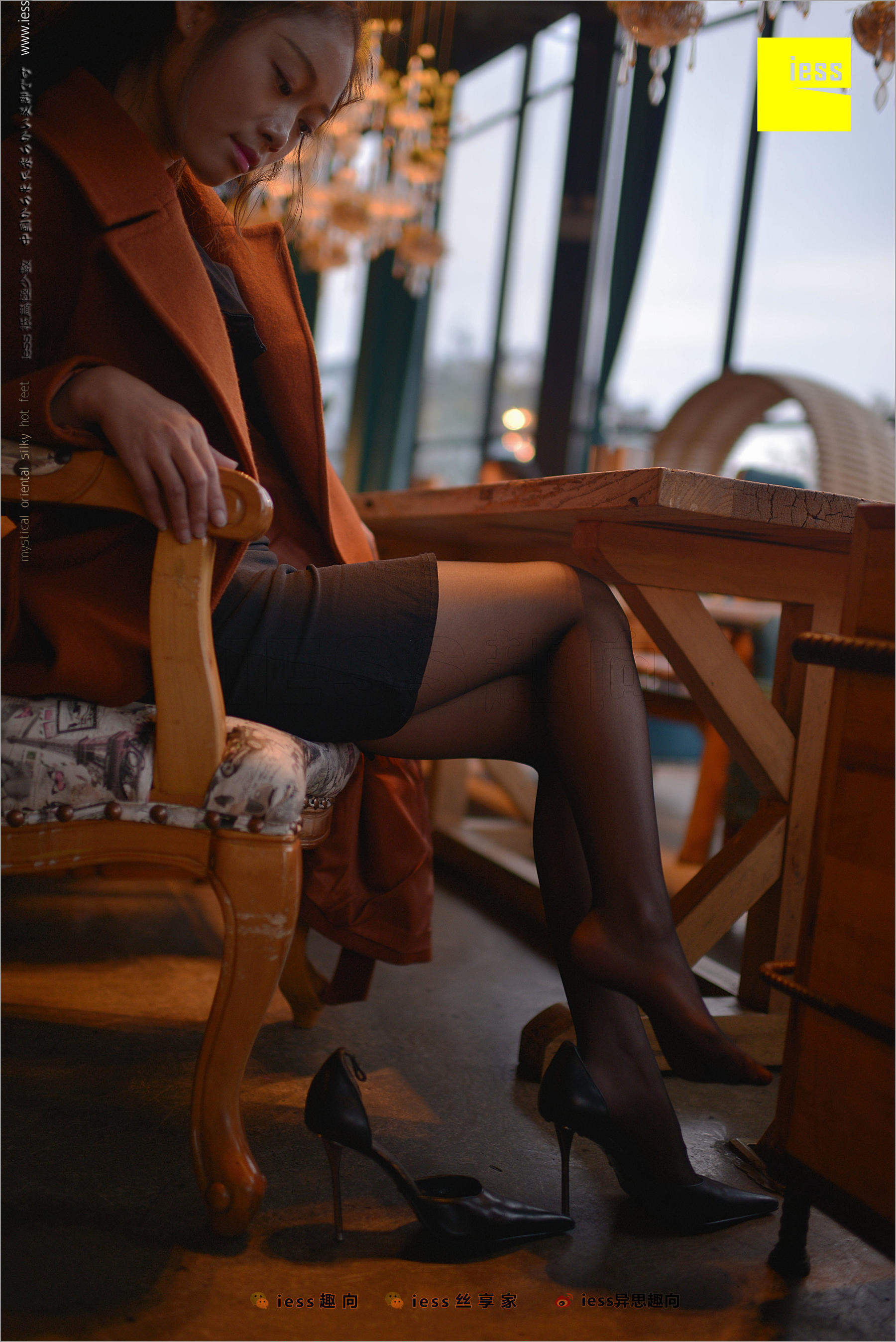 Little Black Girl Black Silk Beautiful Legs Different Thinking to IESS Silk Foot Bento 209