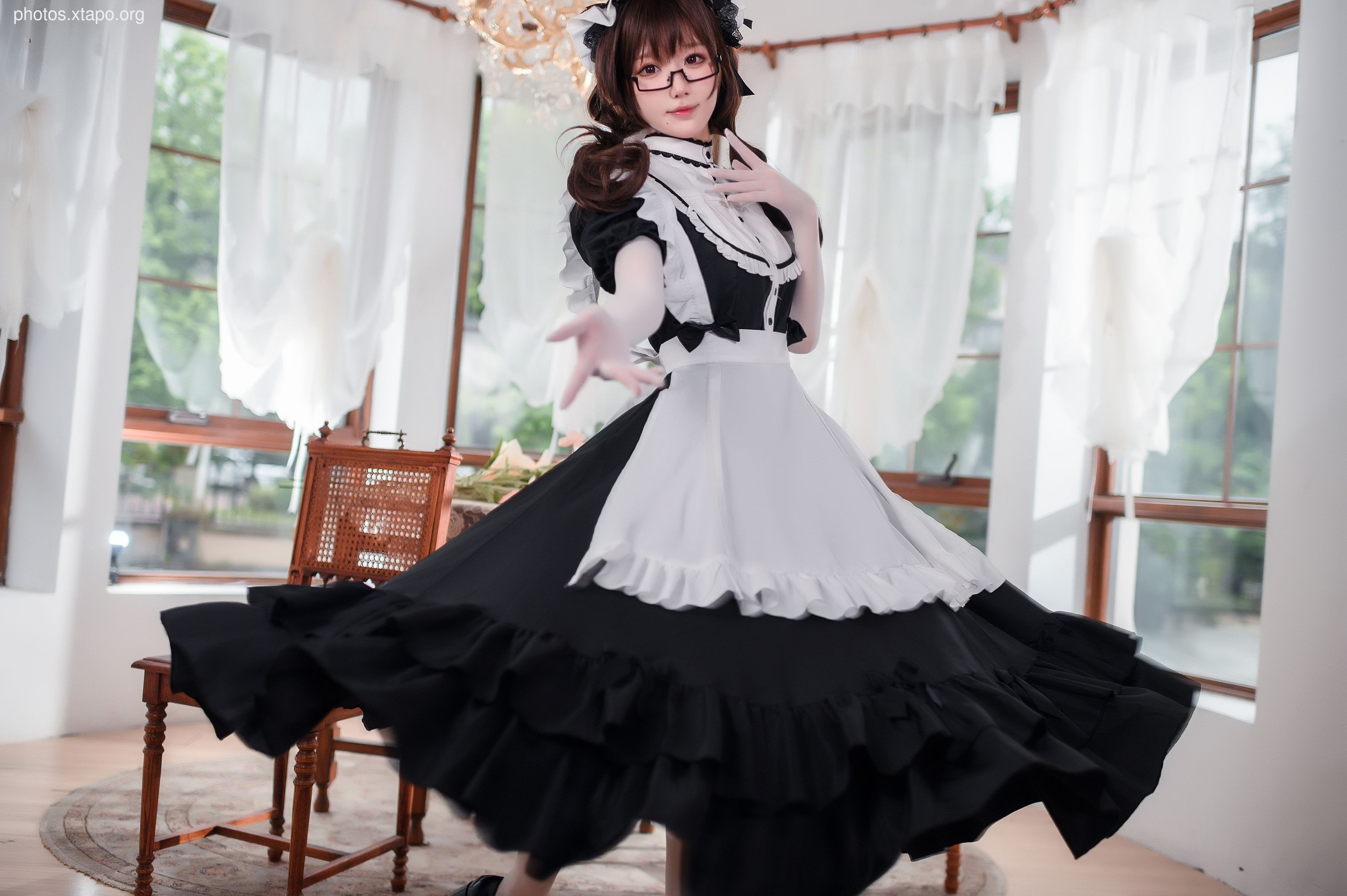 Abao is also a traditional long skirt maid 47P-509MB