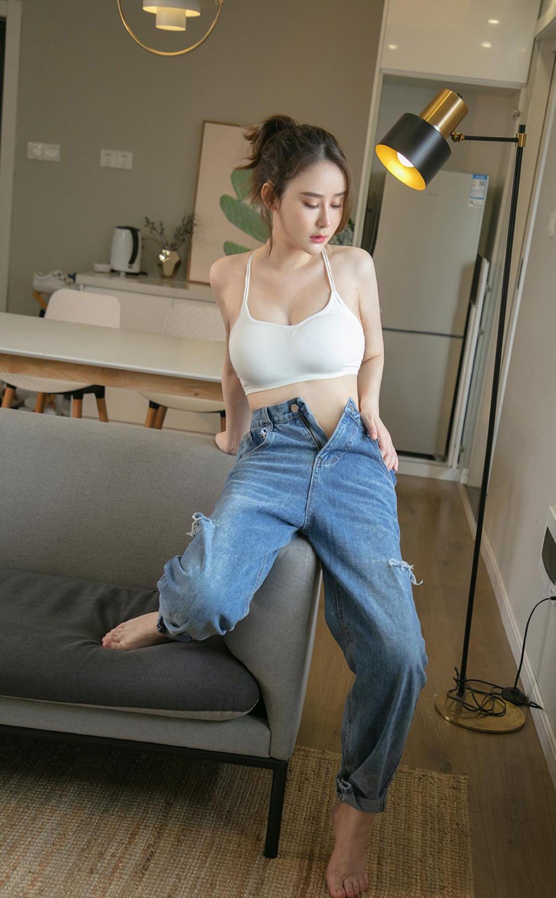 Ugirls Vol.2294 Coral