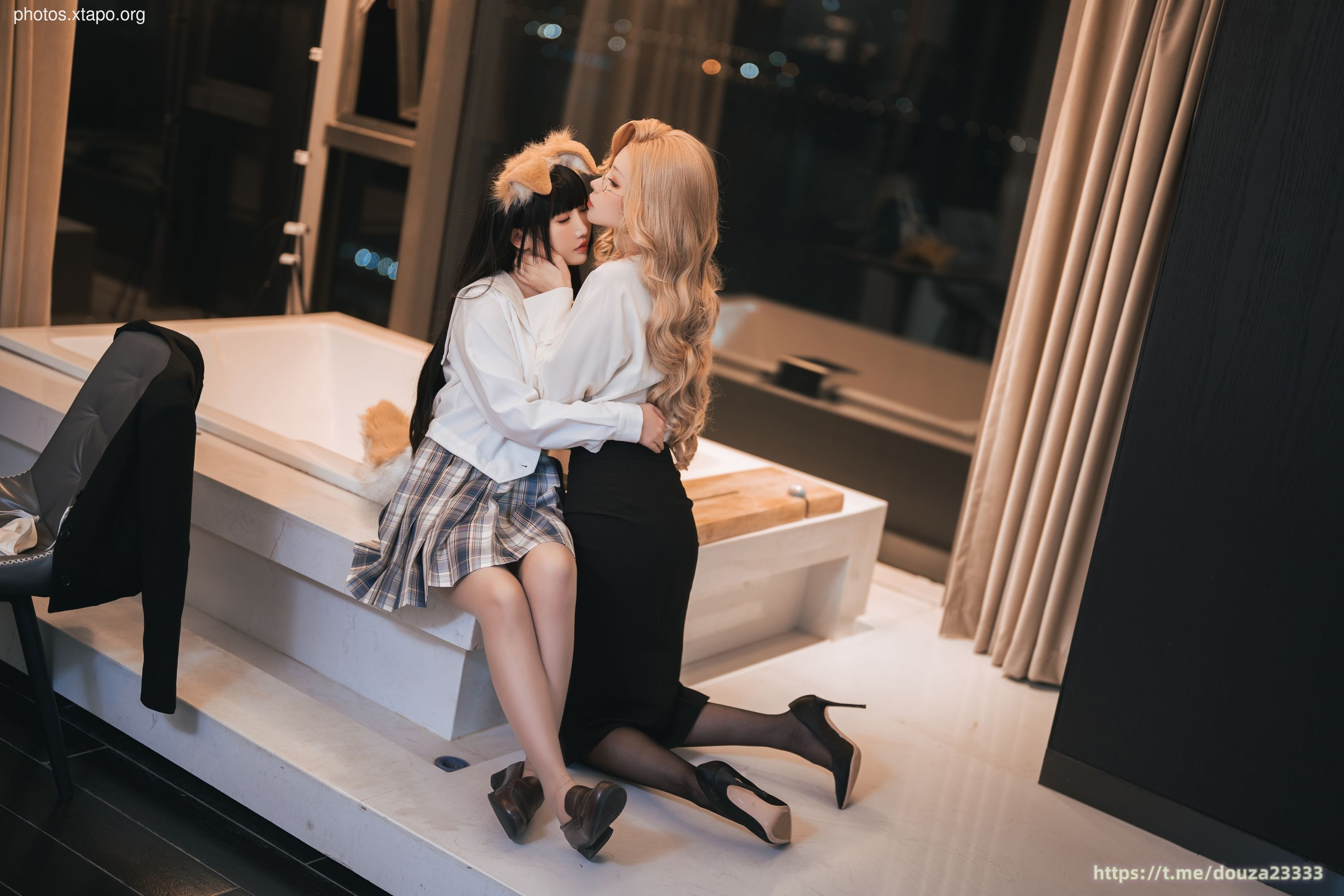 Rioko Liang Liangzi & amp Noodle cake Xianer & nbsp Female President Double