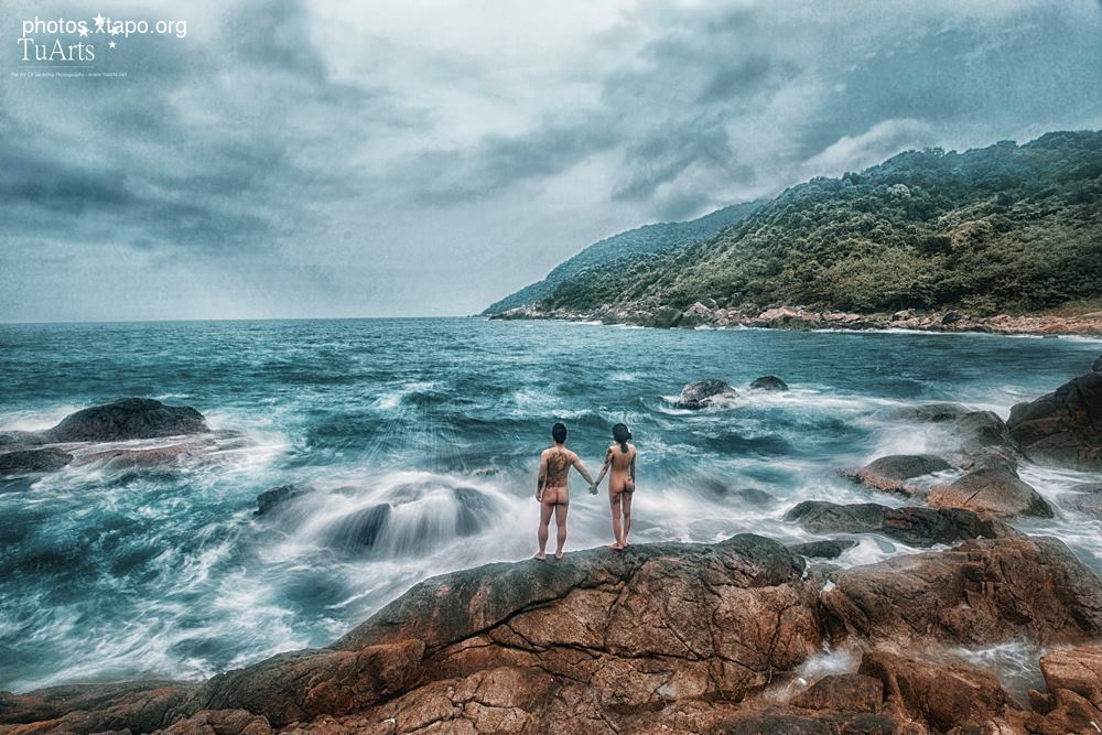 Or do I get married Suddenly, I crave the feeling of being a wife too The feeling of being loved is no longer strange But being a wife probably different, right? Older brother?