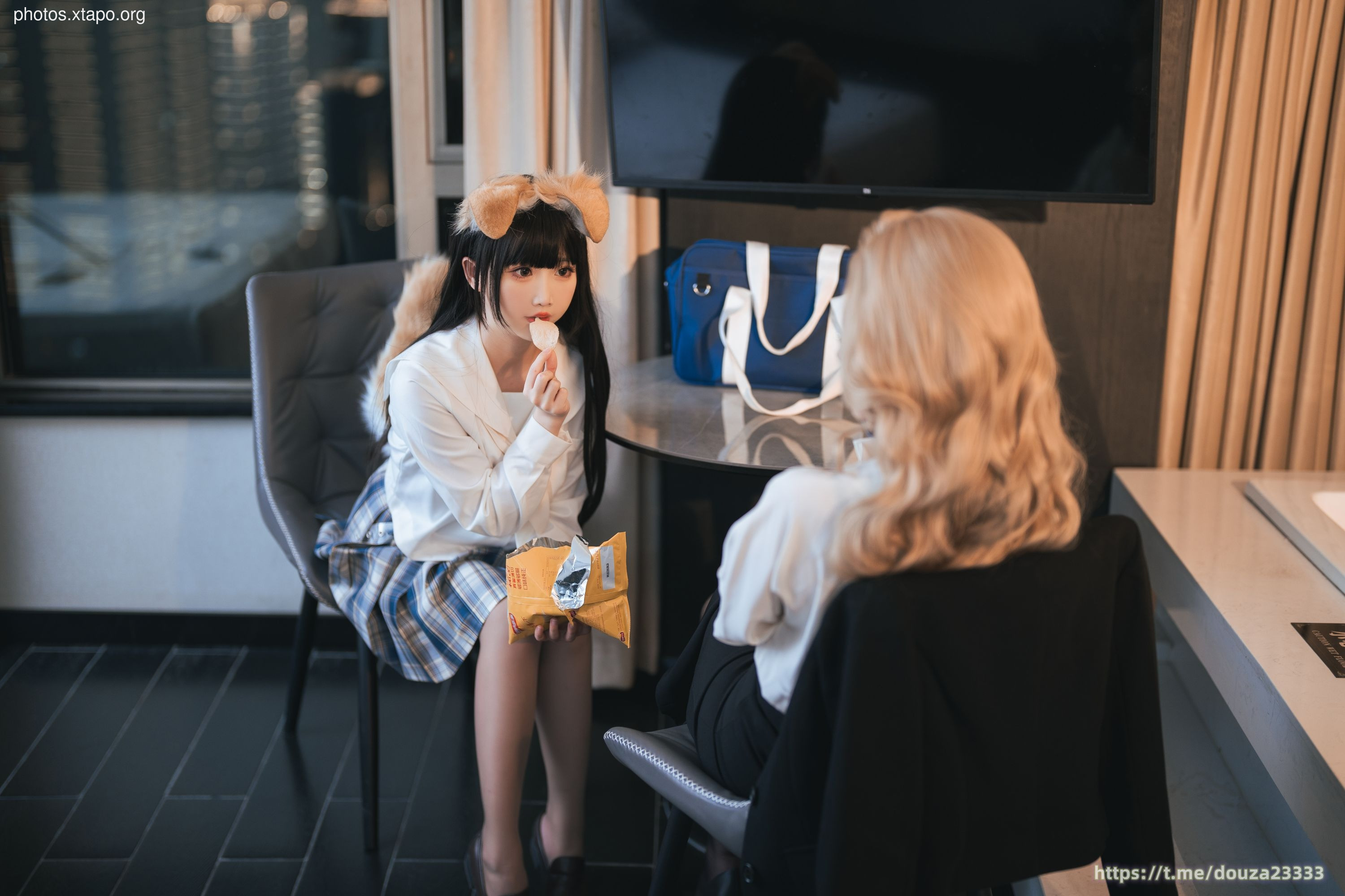 Rioko Liang Liangzi & amp Noodle cake Xianer & nbsp Female President Double