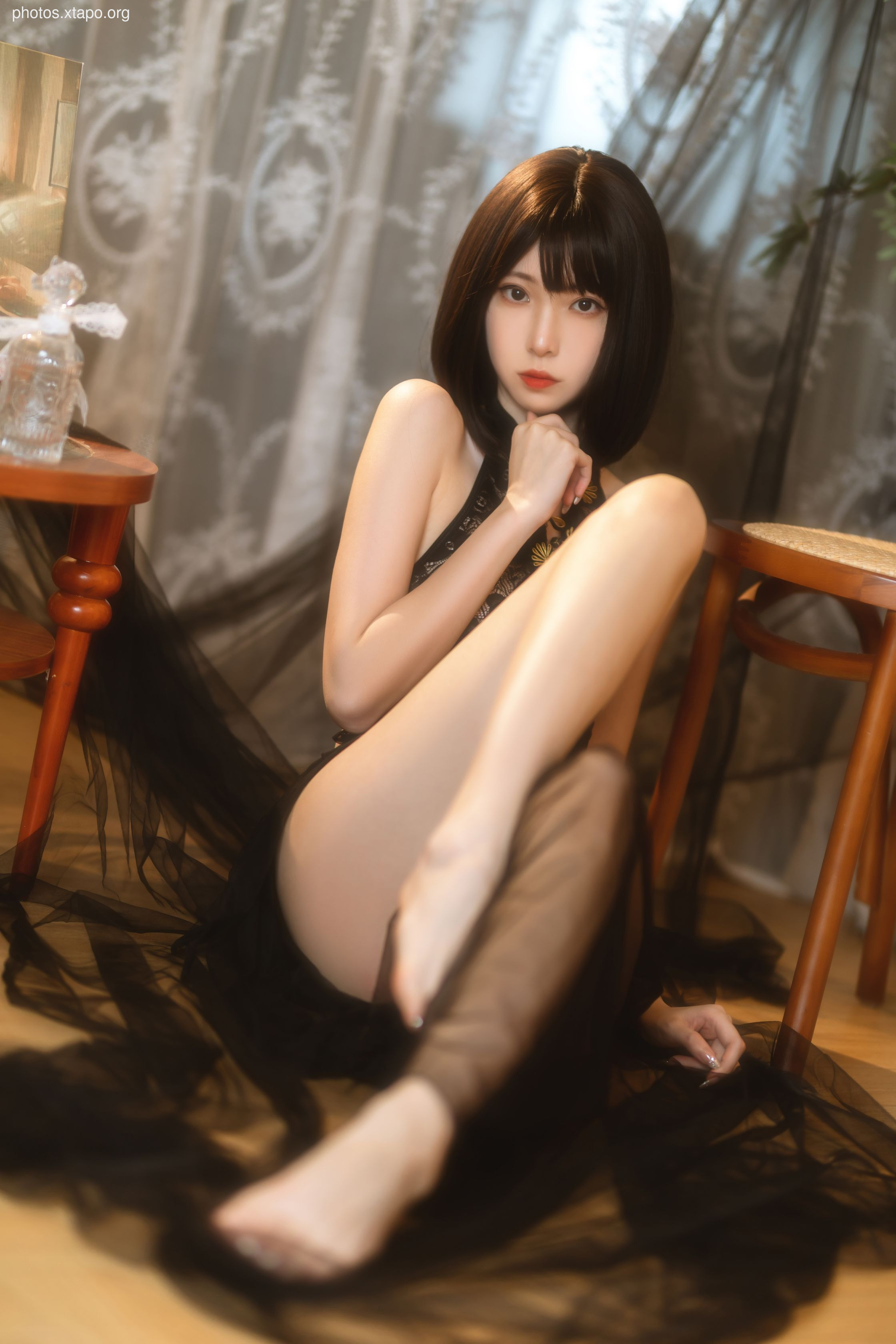 Xu Lan Lan Blackfast Cheongsam