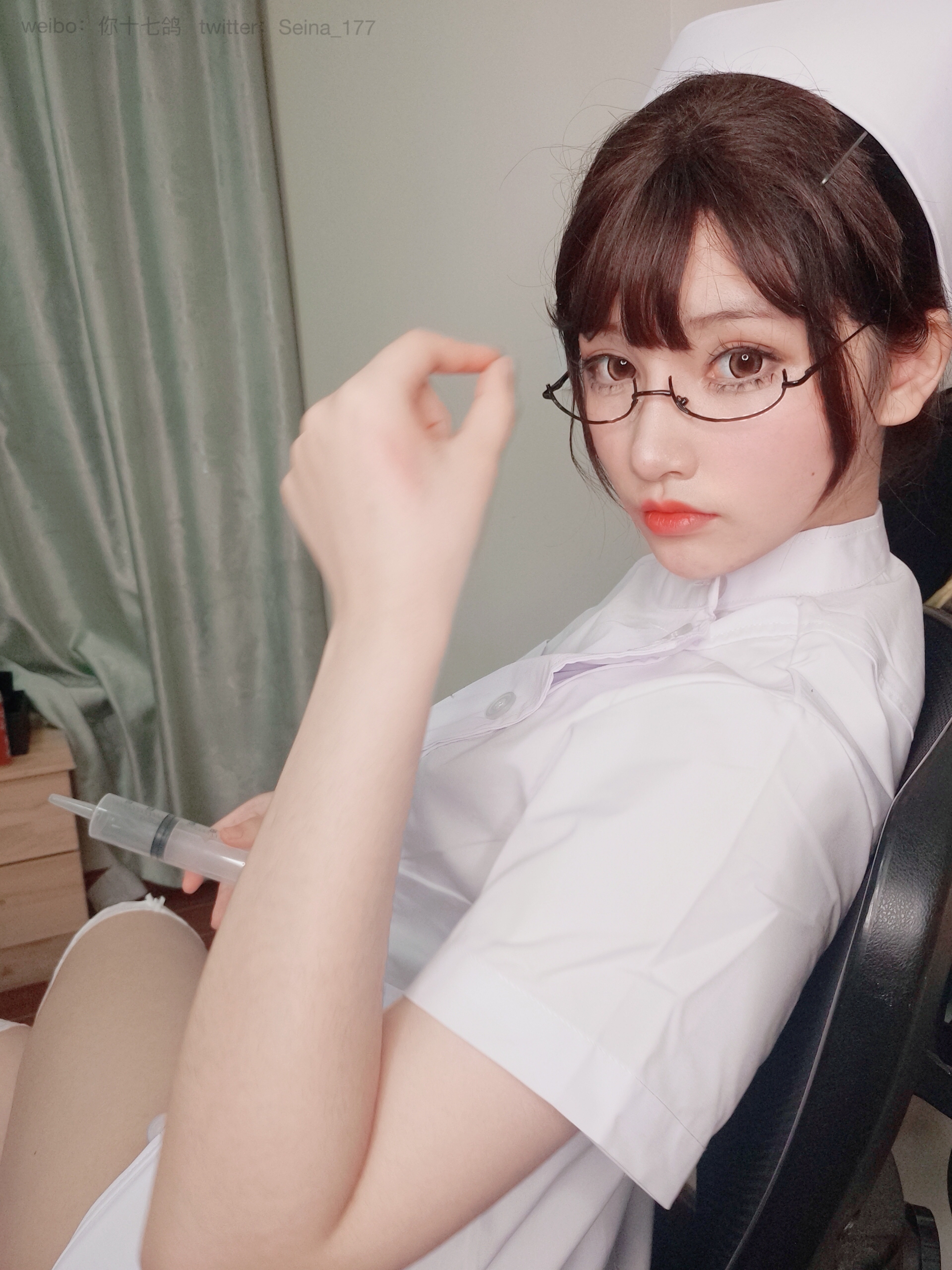 You seventeen pigeons white nurse 110p1v-535MB