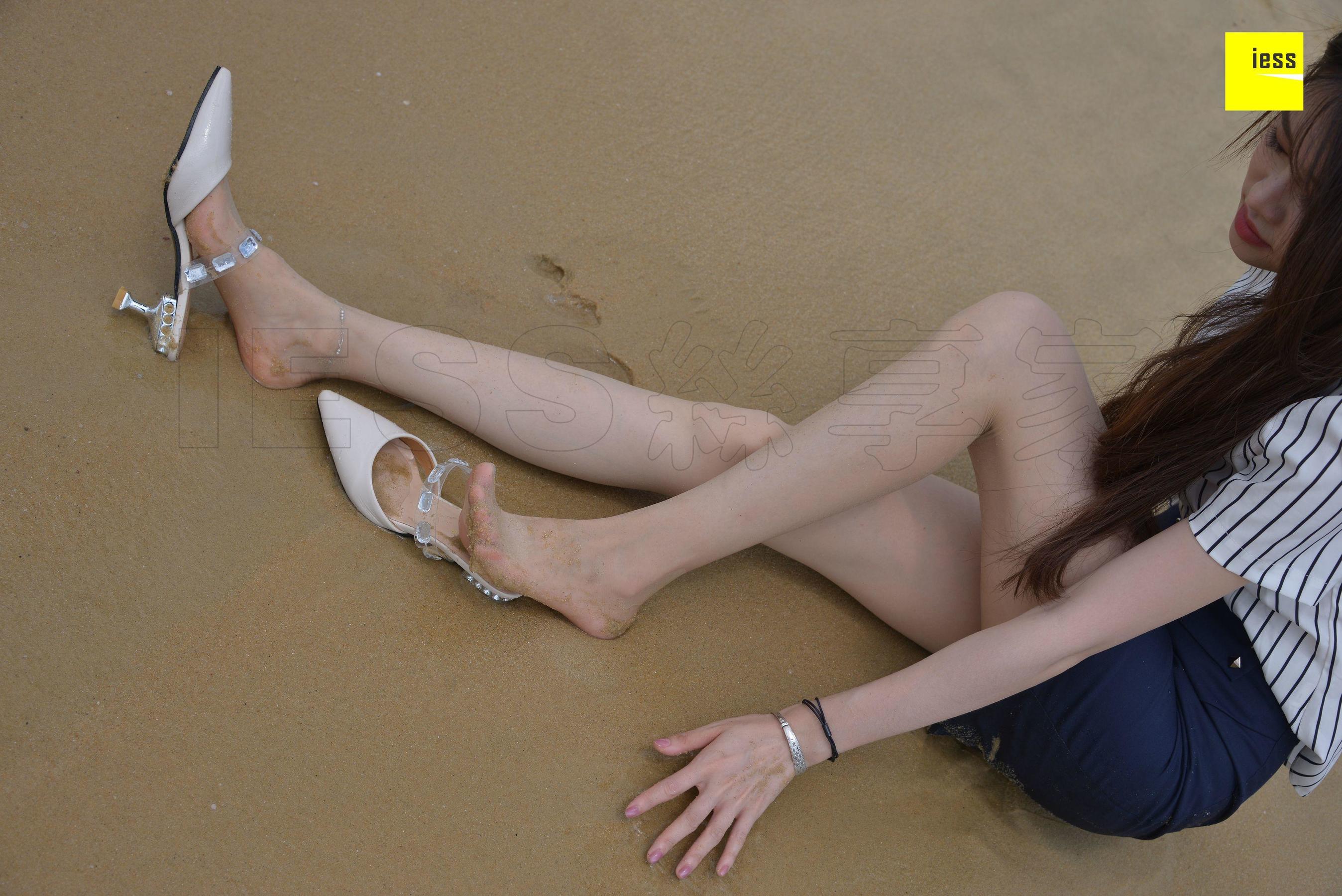 Different Thoughts to IESS Devil on Wednesday Special issue 27 Jiajia Beach Uniform?