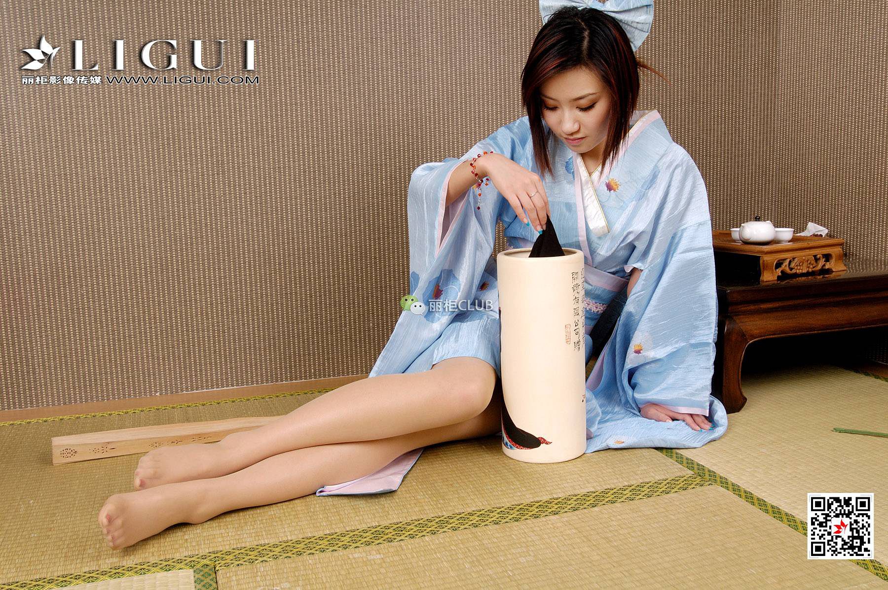 Xiaohui Costume Silk Foot Ligui Beautiful legs silk foot