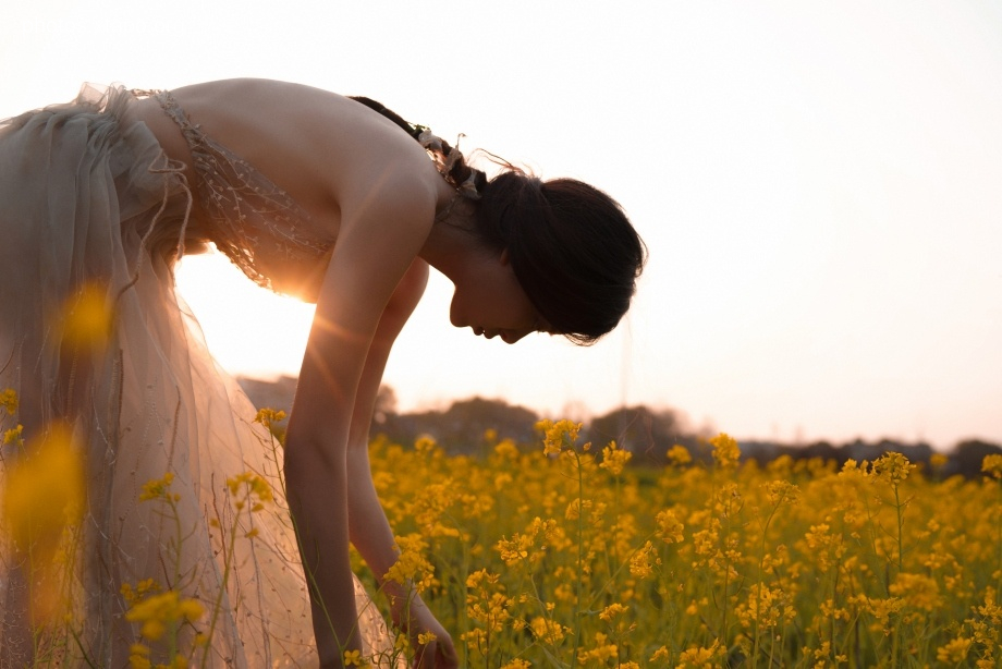 Thệp nguyit vi huân micro -醺 October October