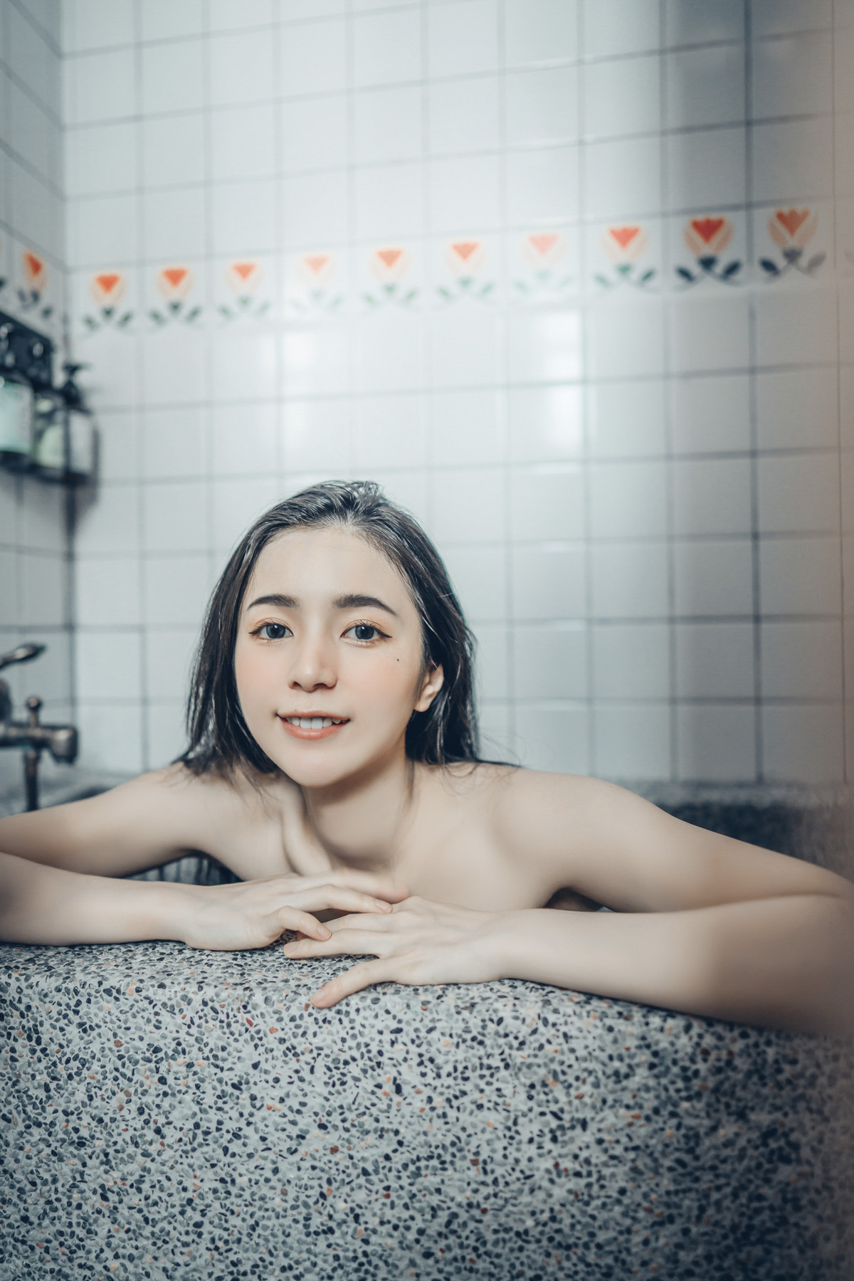 I finally made an appointment with the goddess to take a bath, but the towel kept falling off, and finally I didn’t wear it anymore and just took photos of S-class beauties - Chenchen Vol.02