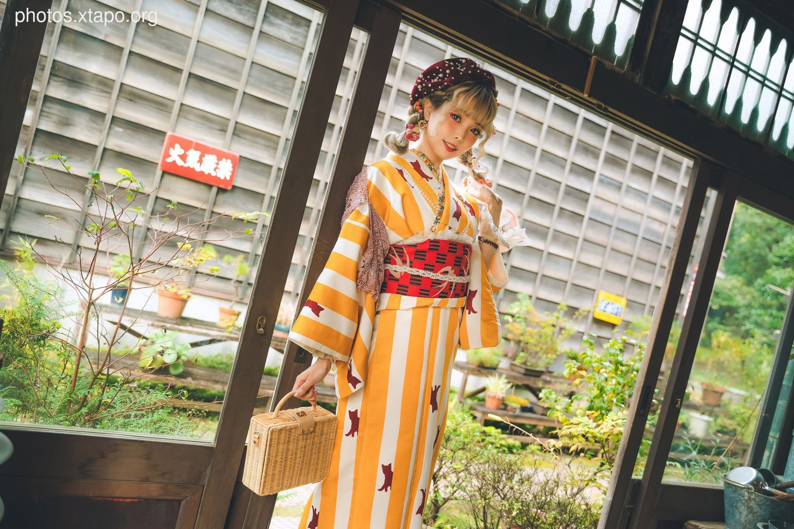 6 Retro Kimono II 62P-283MB