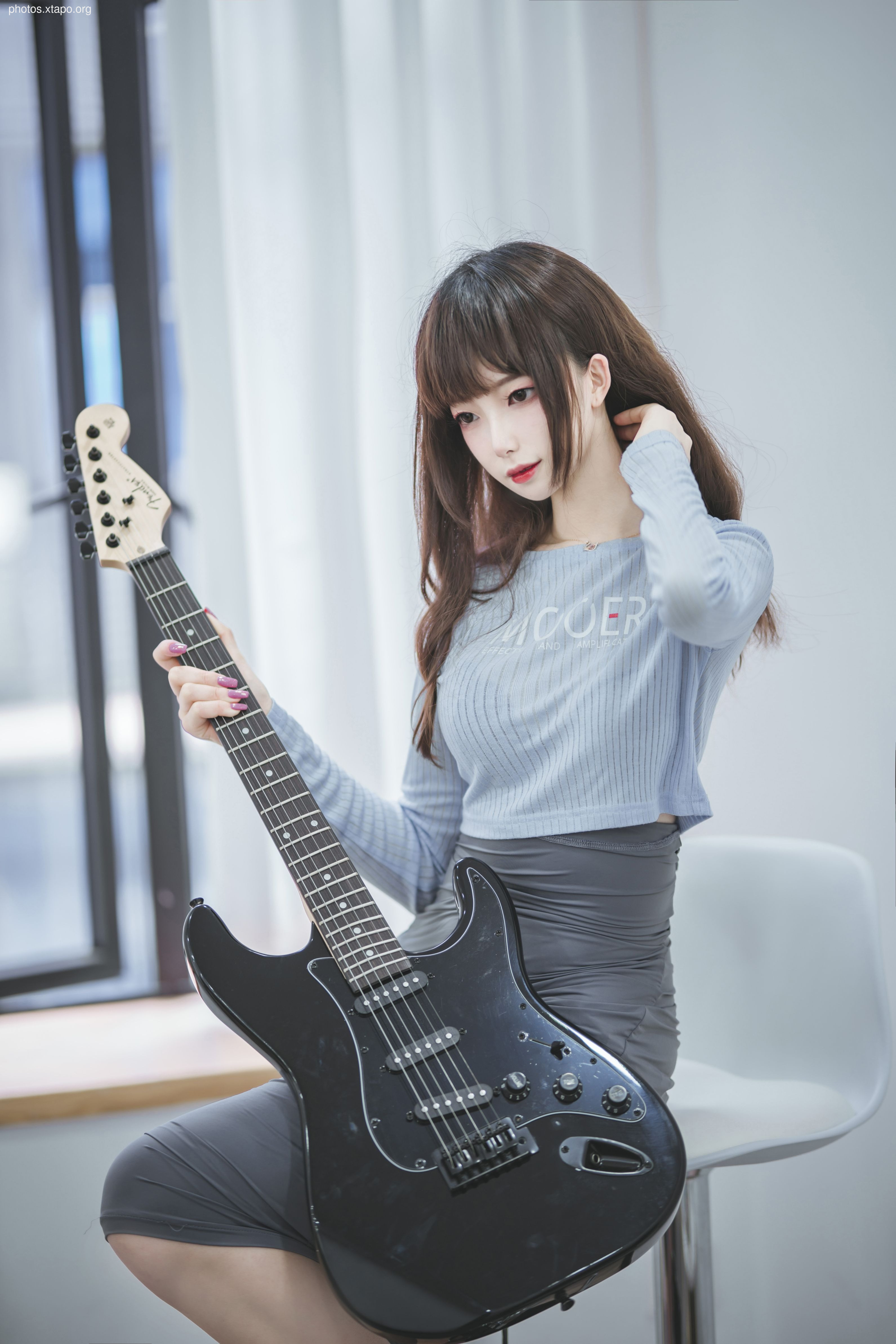 Fengjiang Guitar Sister