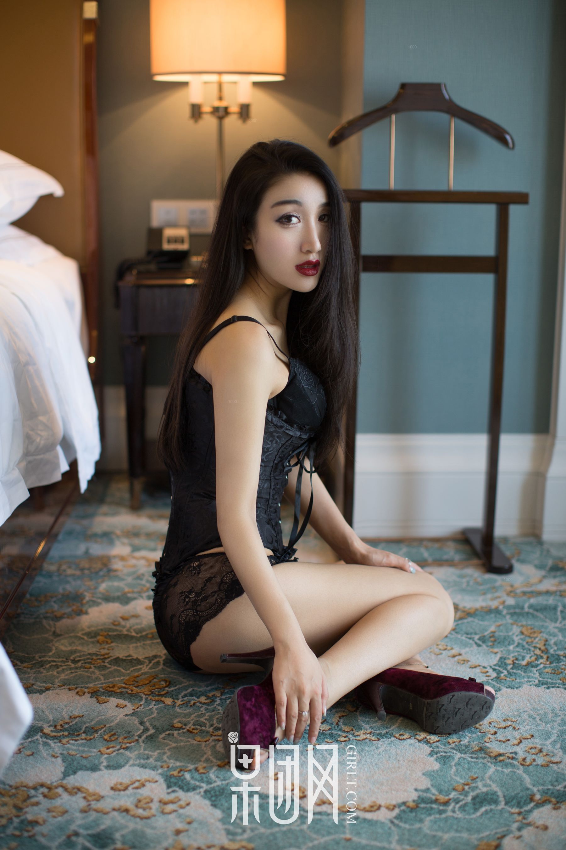 Wang Zheng's Sexy Hot Wind Fruit Group Girlt No.050