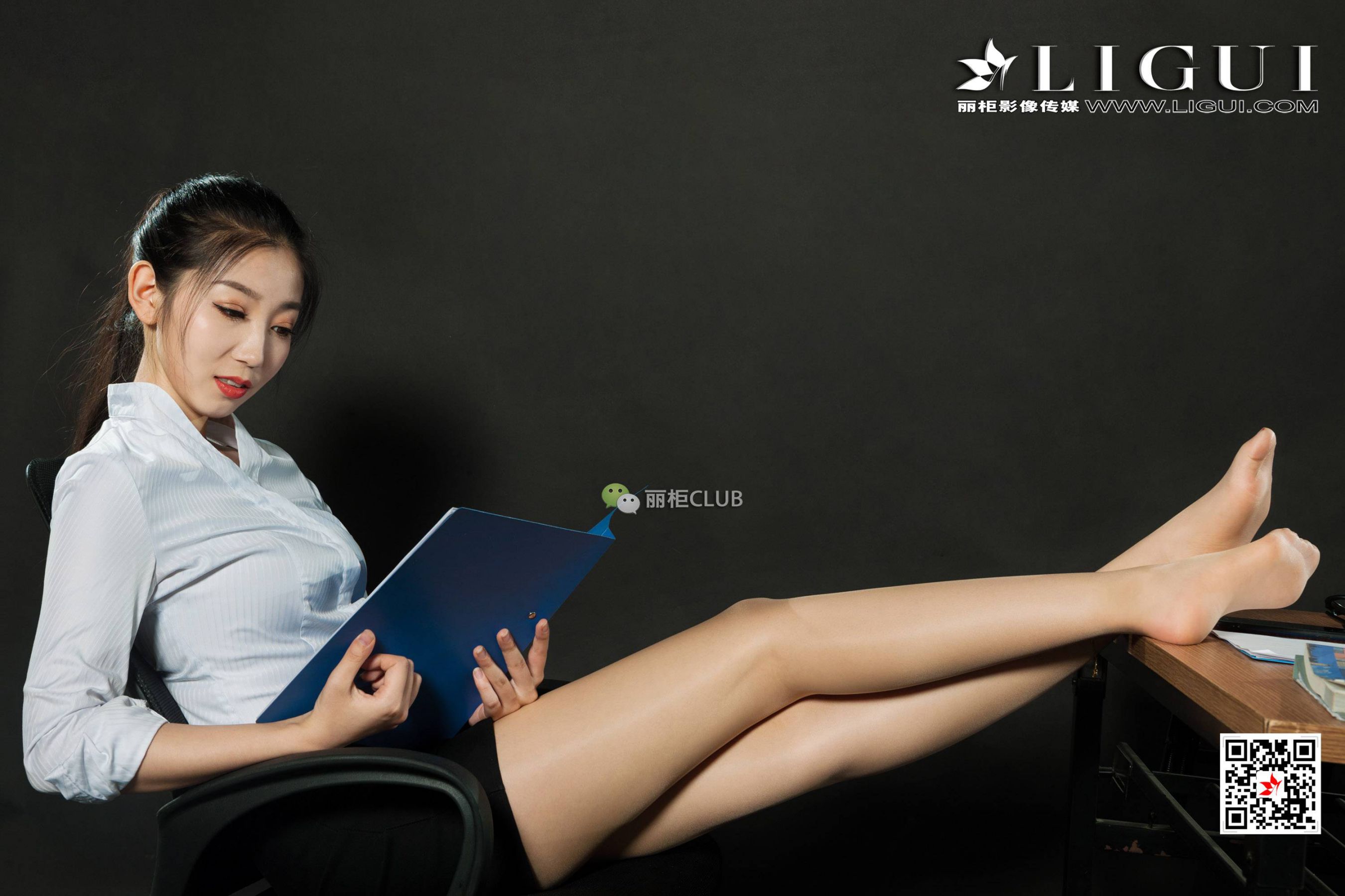 Leg Model Fruit Silk Foot Secretary Ligui Beautiful legs silk foot