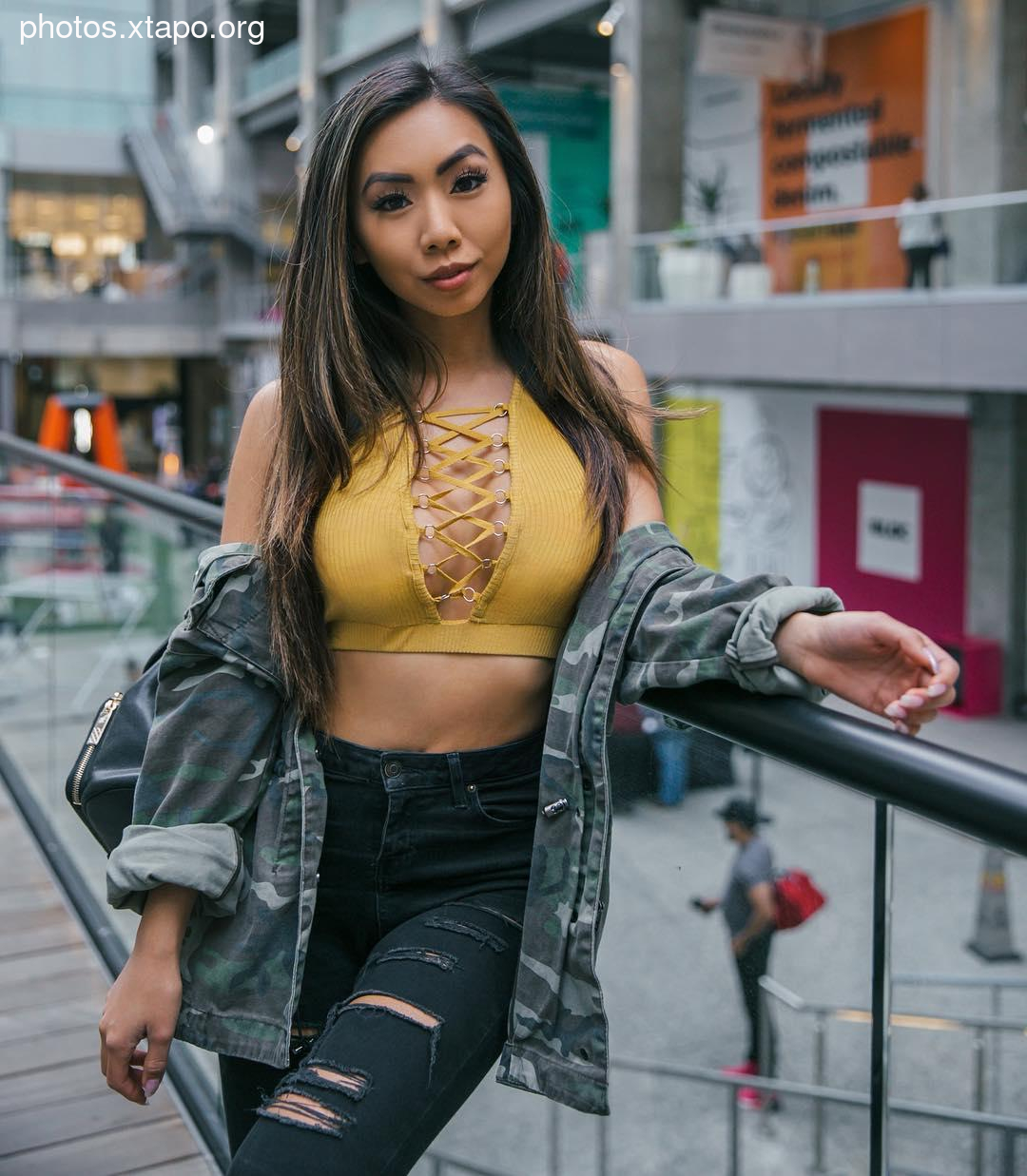 Victoria Nguyen Bikini Wheat Skin Picture and Photo