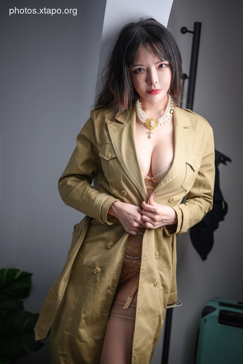 Sexy Photo Qiu He Corgi - Nude Lace Garter Suit 44P1V